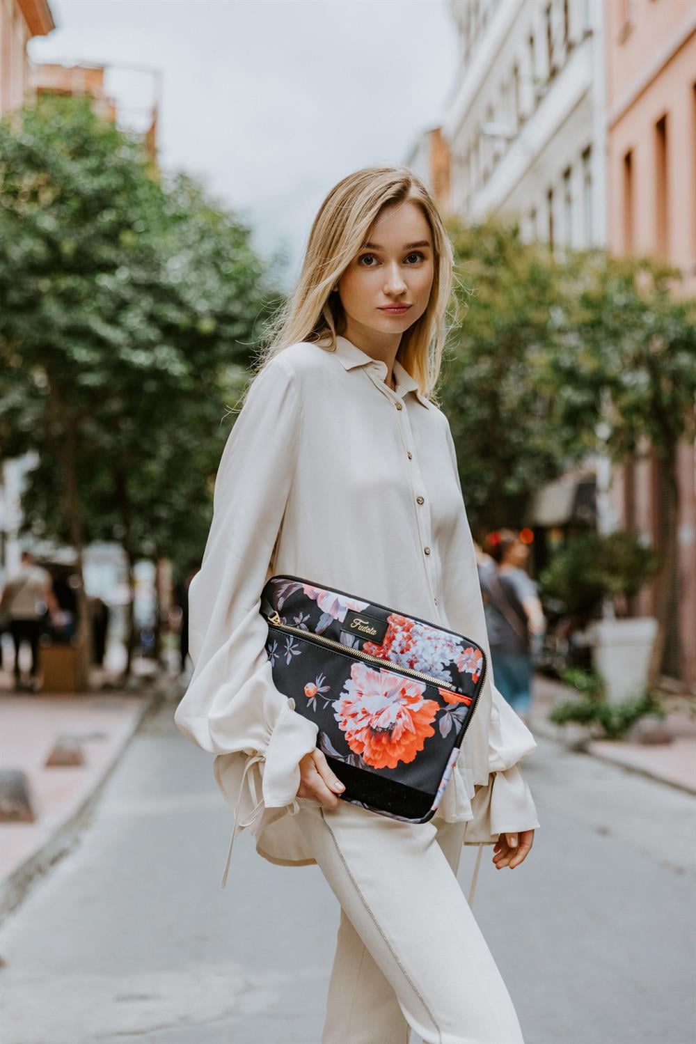 Fudela 13-14 inch Black Roses Macbook- Laptop Bag