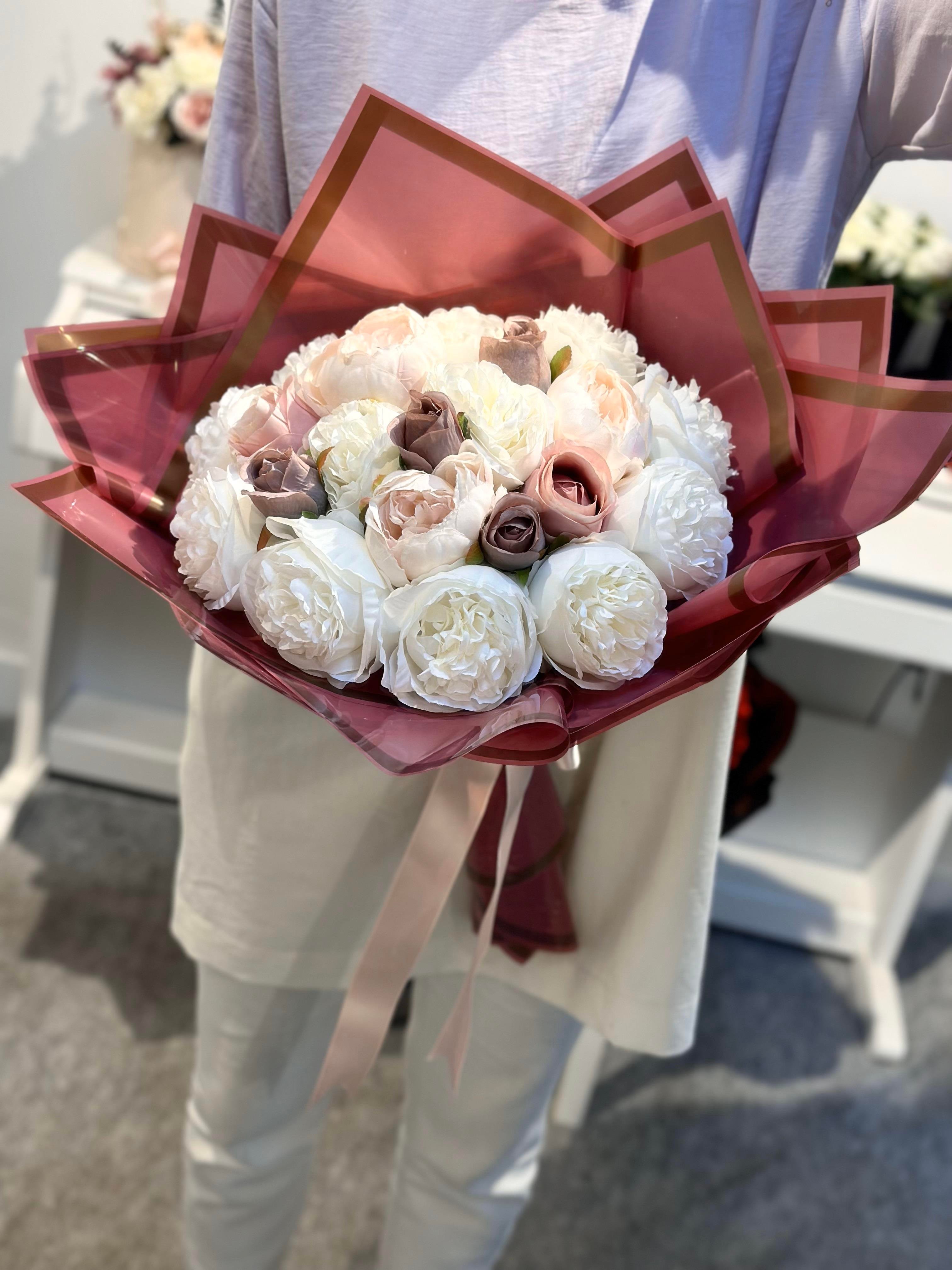Beyaz Pembe Soft Şakayık Kız İsteme Çiçeği Solmayan İsteme Buketi