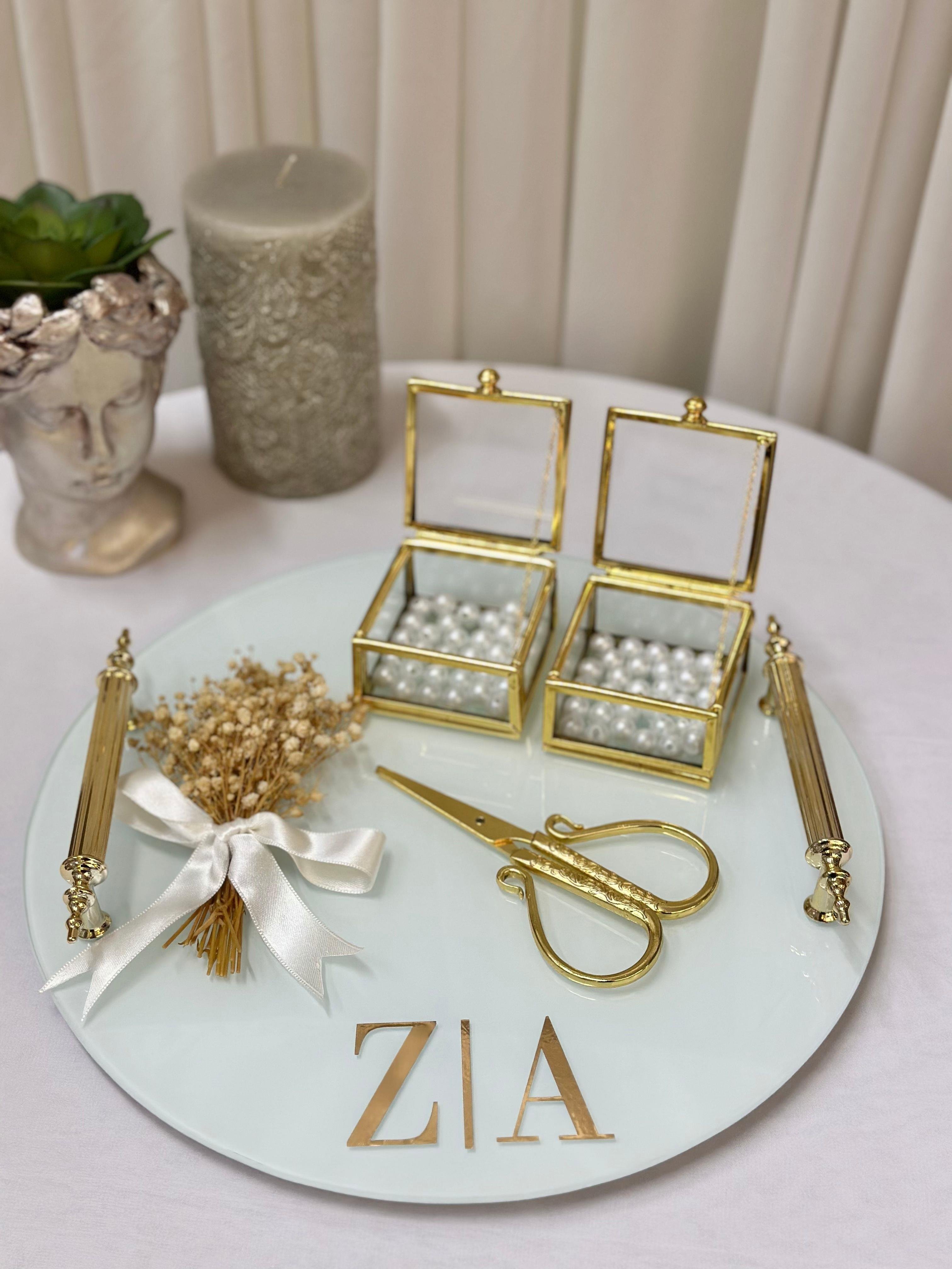 İsimli Gold Cam Söz Nişan Tepsi Seti Damat Kahve Fincan Tepsisi