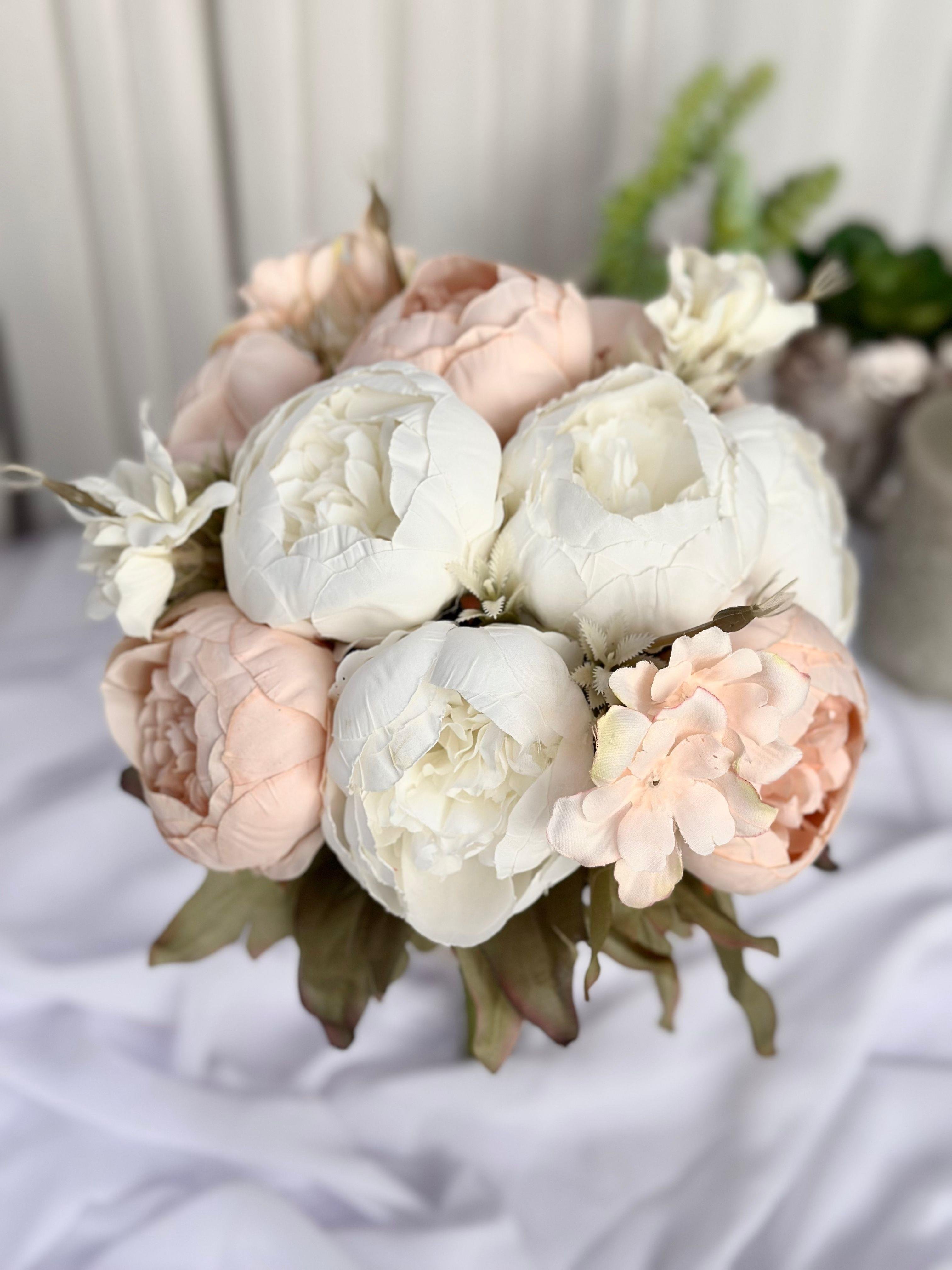 Premium Şakayık Soft Gelin Buketi Damat Yaka Çiçeği