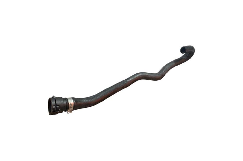 KALORİFER HORTUMU BMW E60 E61 E63 E64 64216911000