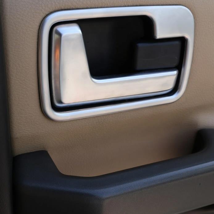 LAND ROVER DISCOVERY 3 KAPI İÇ AÇMA KOLU ÇERÇEVE KAPLAMASI