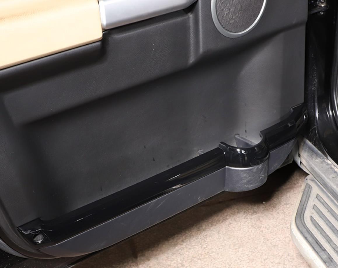 LAND ROVER DISCOVERY 3 KAPI İÇ KAPLAMA SETİ SİYAH