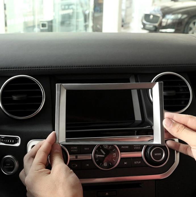 LAND ROVER DISCOVERY 4 EKRAN ÇERÇEVE KAPLAMASI GRİ