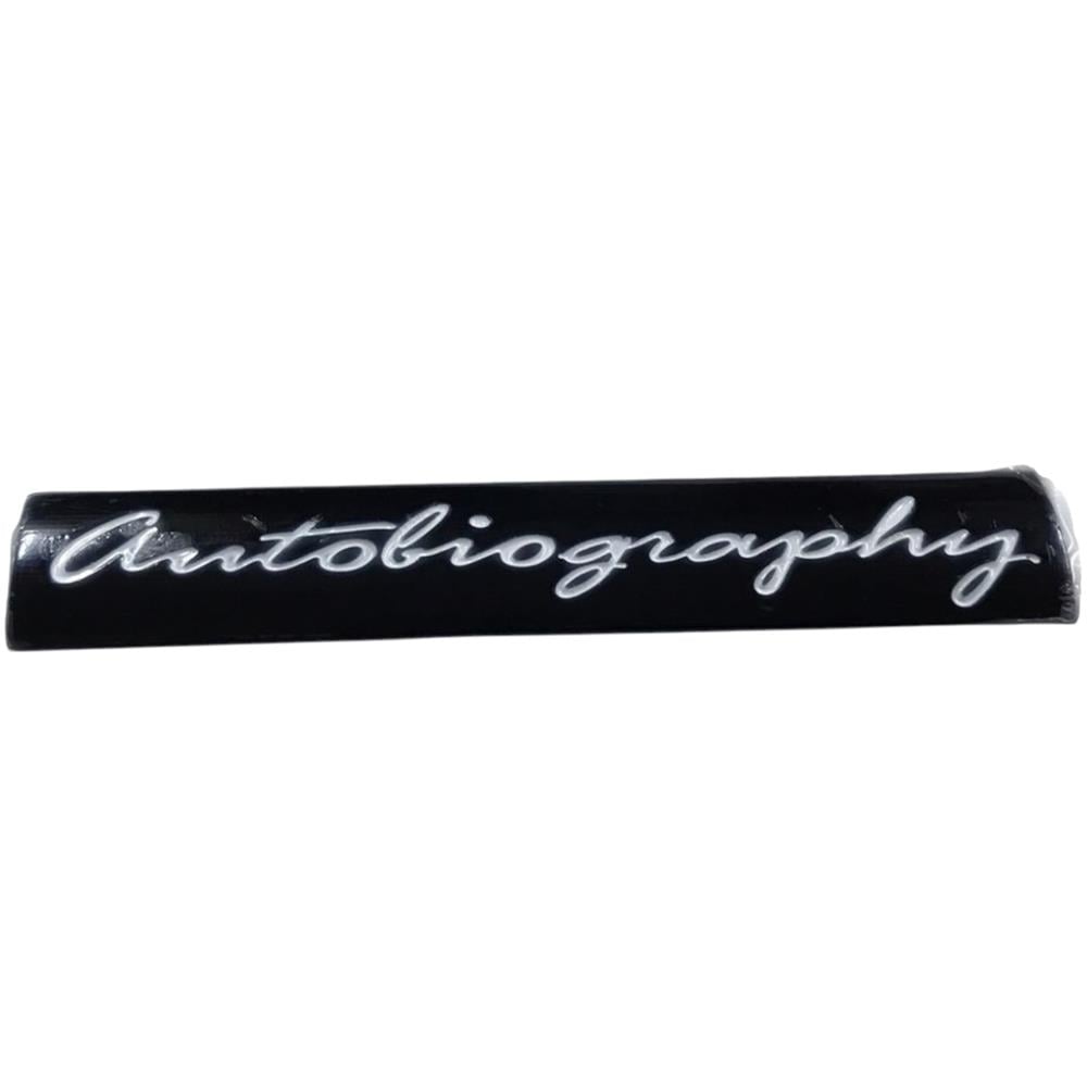 LR053521 ARKA 5.KAPI ÜSTÜ (AUTOBIOGRAPHY) YAZI RANGE ROVER3
