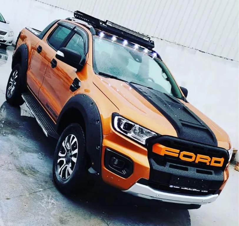 MOONVISOR LEDLİ SİYAH FORD RANGER 2018-2022