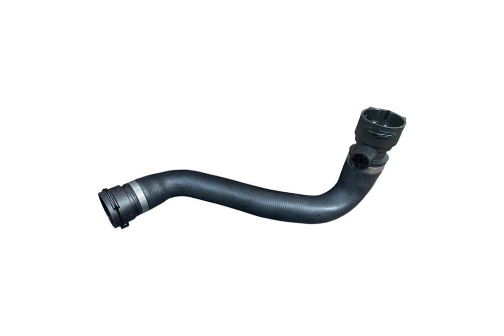 RADYATÖR ALT HORTUMU BMW M54 E65 E60 17127519257