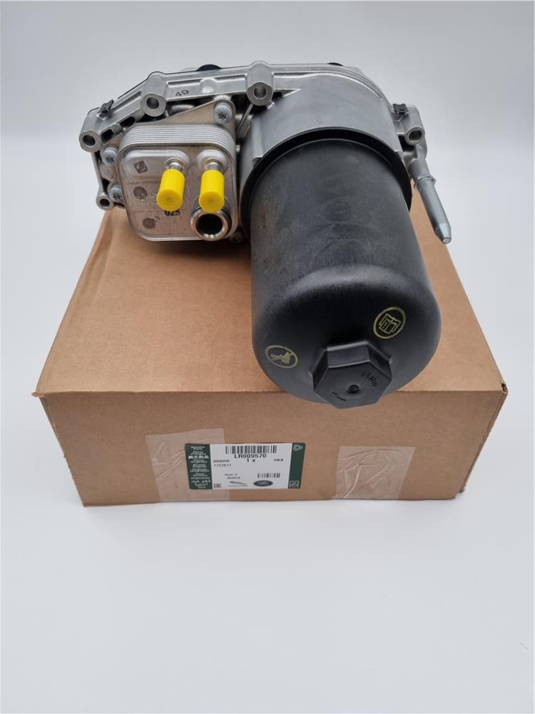 RANGE ROVER DISCOVERY MOTOR YAĞ SOĞUTUCU 2.7 DİZEL LR009570
