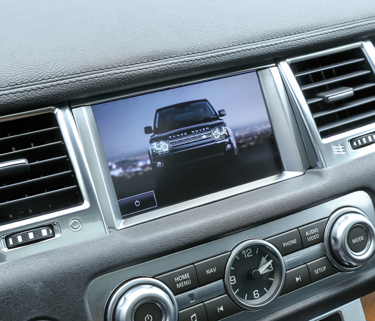 RANGE ROVER SPORT EKRAN ÇERÇEVE KAPLAMASI GRİ