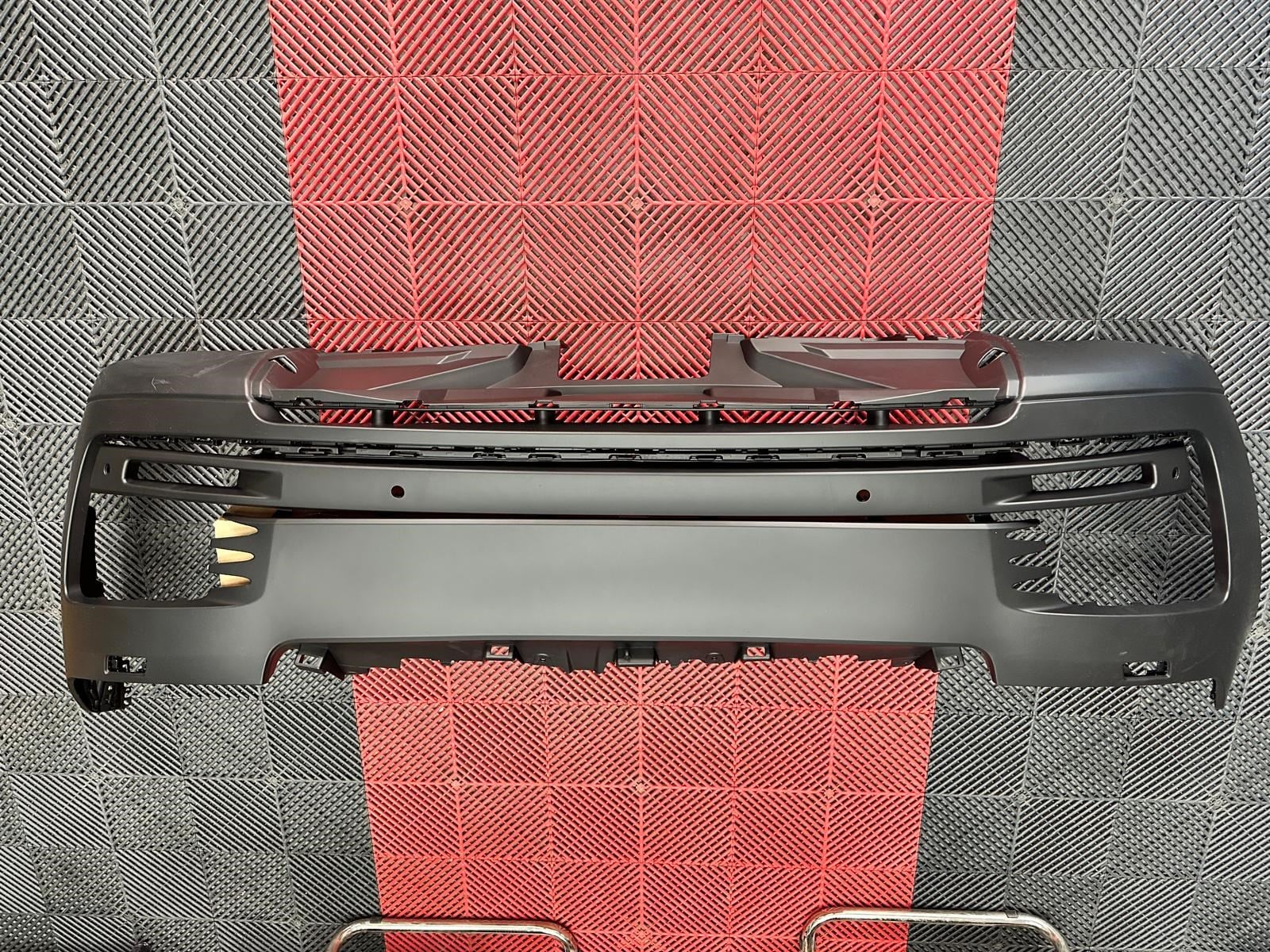 RANGE ROVER VOGUE L405 2018-2021 ÖN TAMPON LR098377