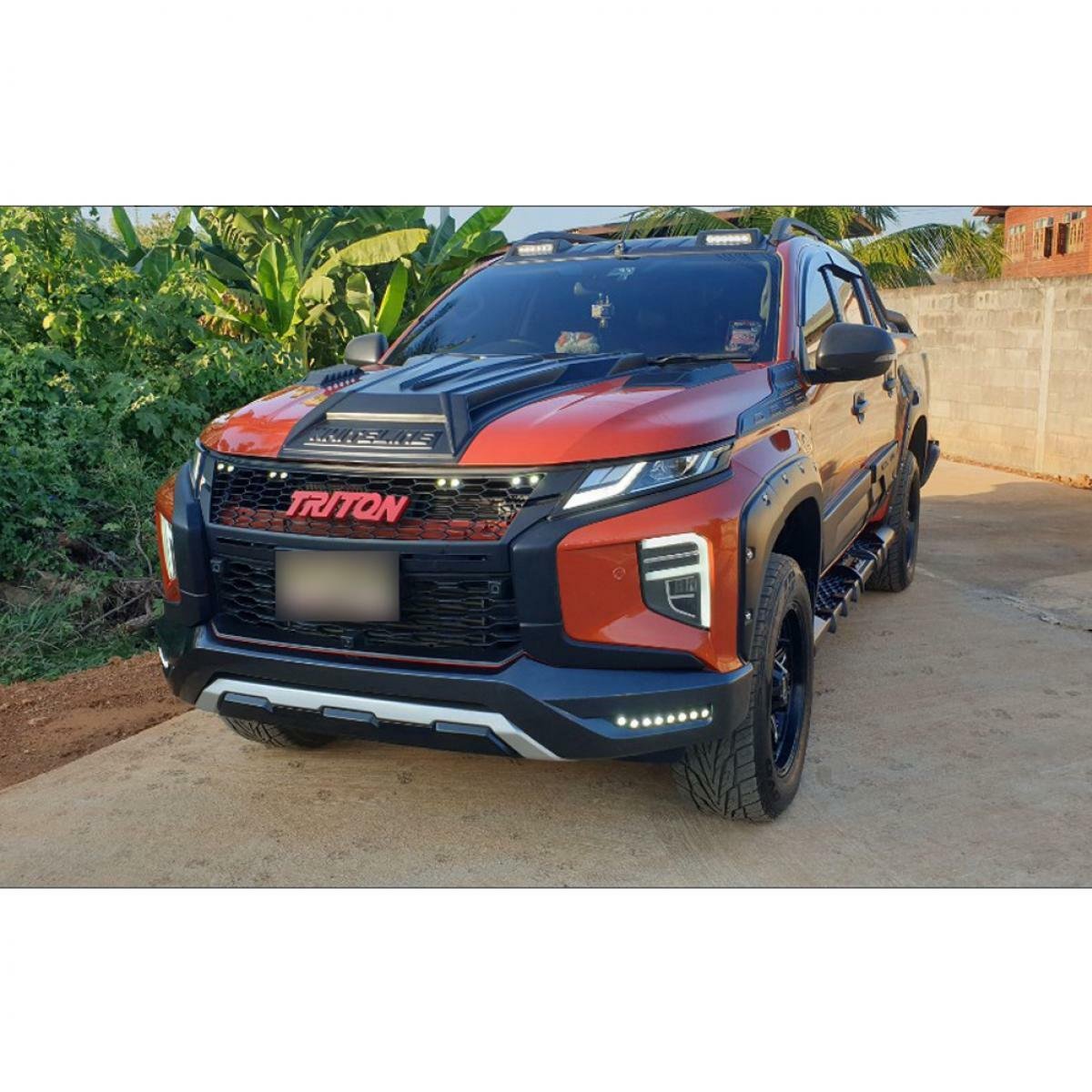 SİS LAMBASI GÜNDÜZ LEDİ VE SİNYALLİ MITSUBISHI L200 2019 2020 2021 2022