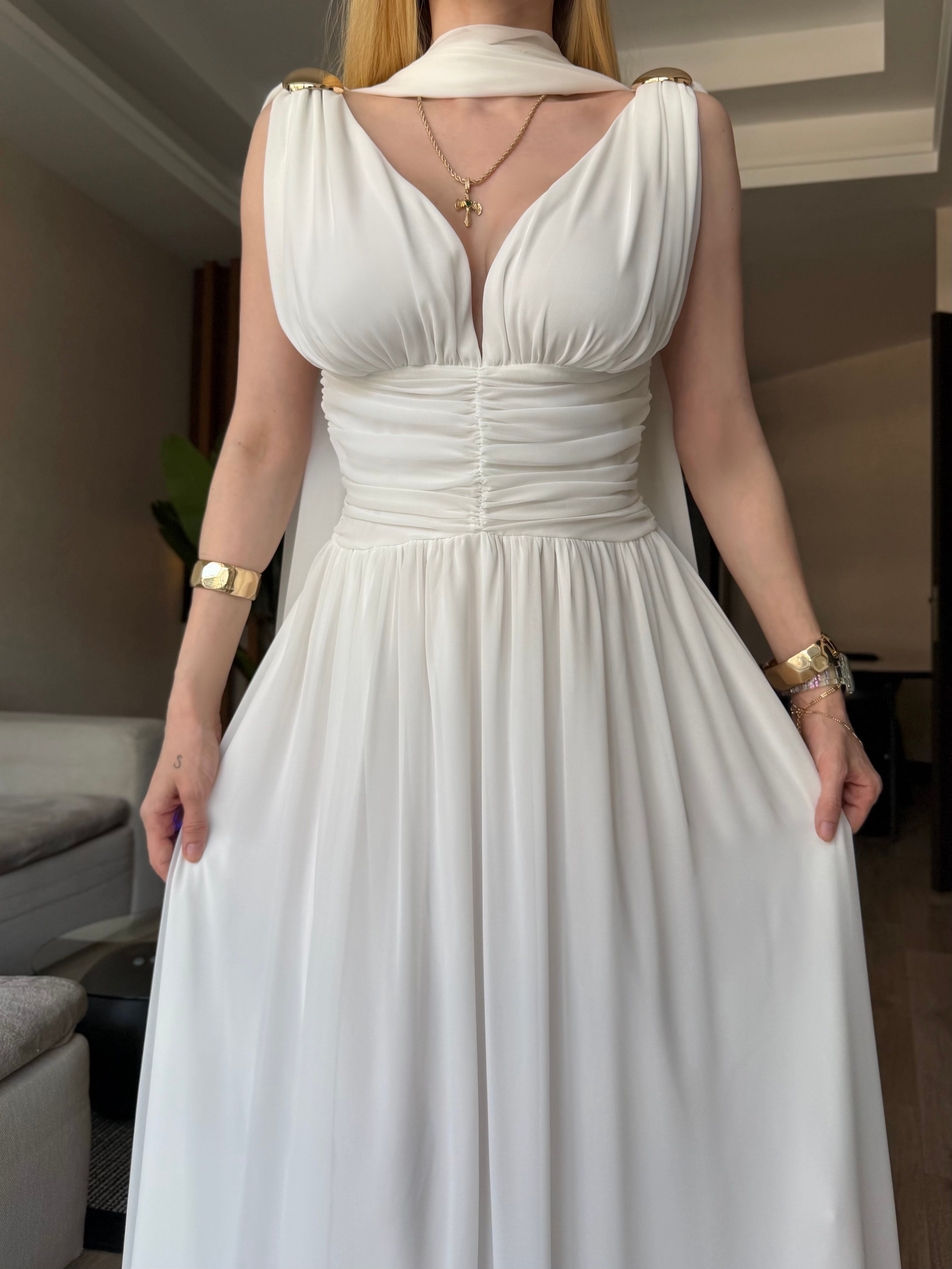 Divine Touch Premium Gold Detaylı Elbise
