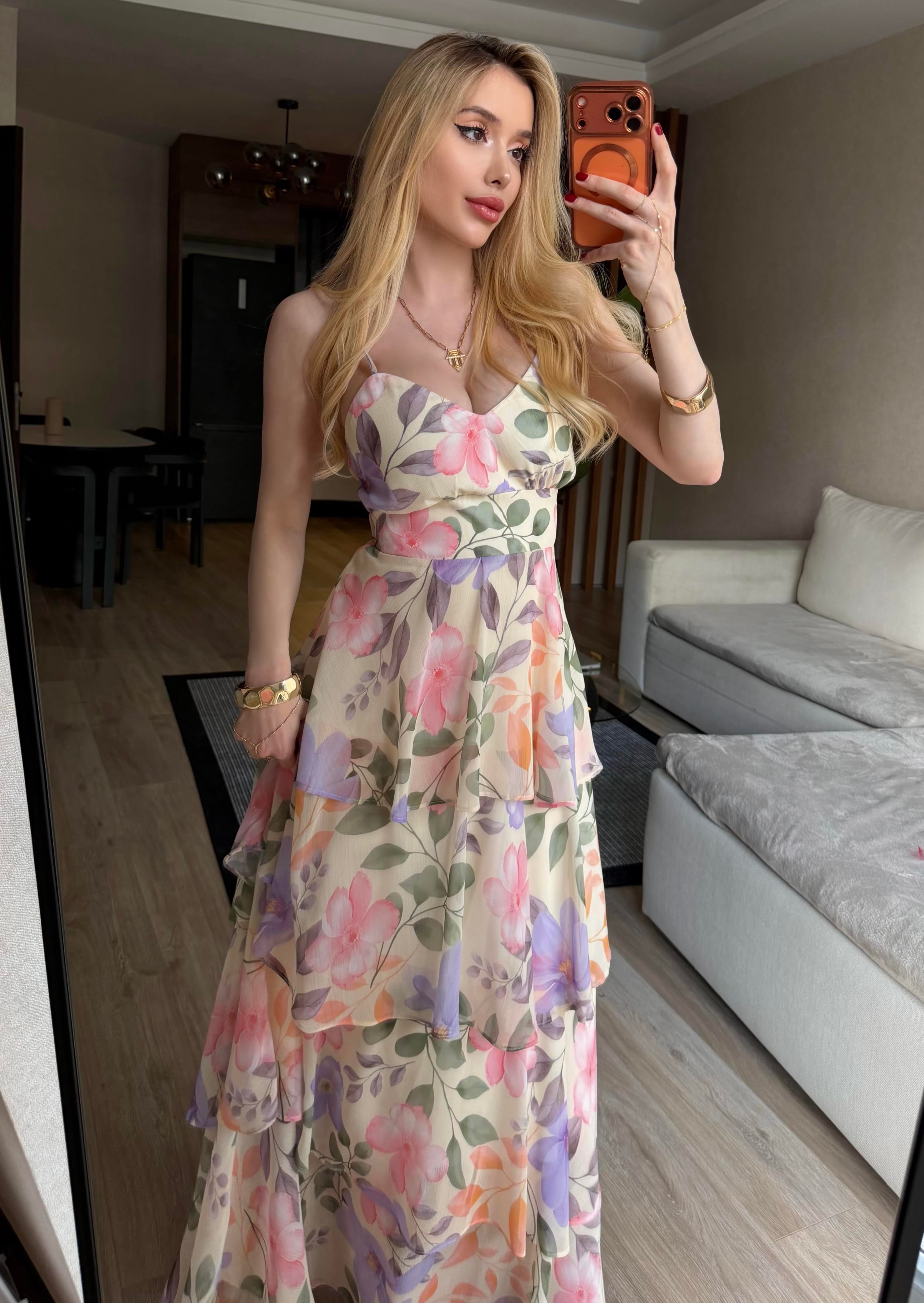 Lavender Garden  Kat Kat Maxi Elbise