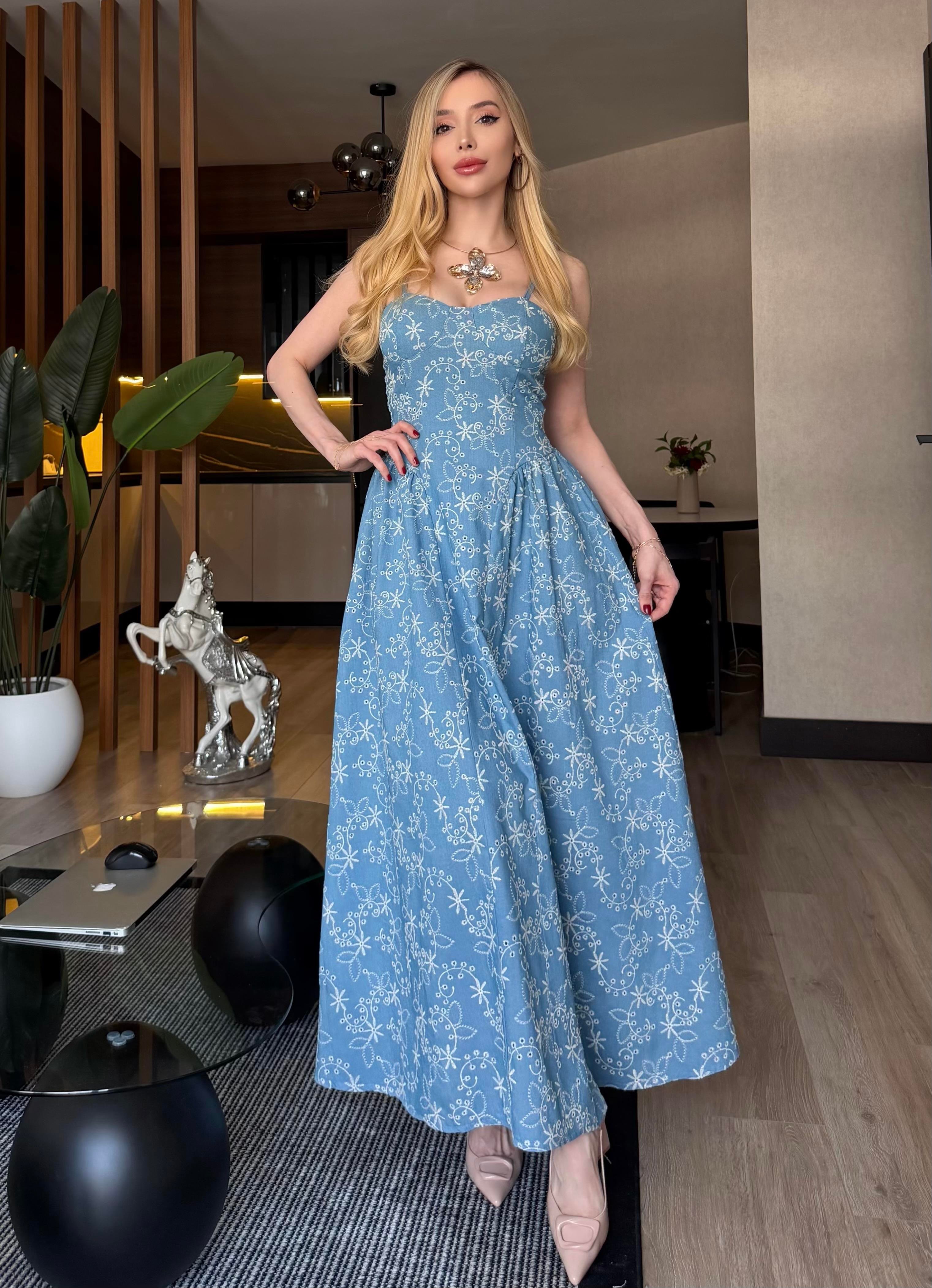 Princess Sky Nakışlı İşlemeli Elbise
