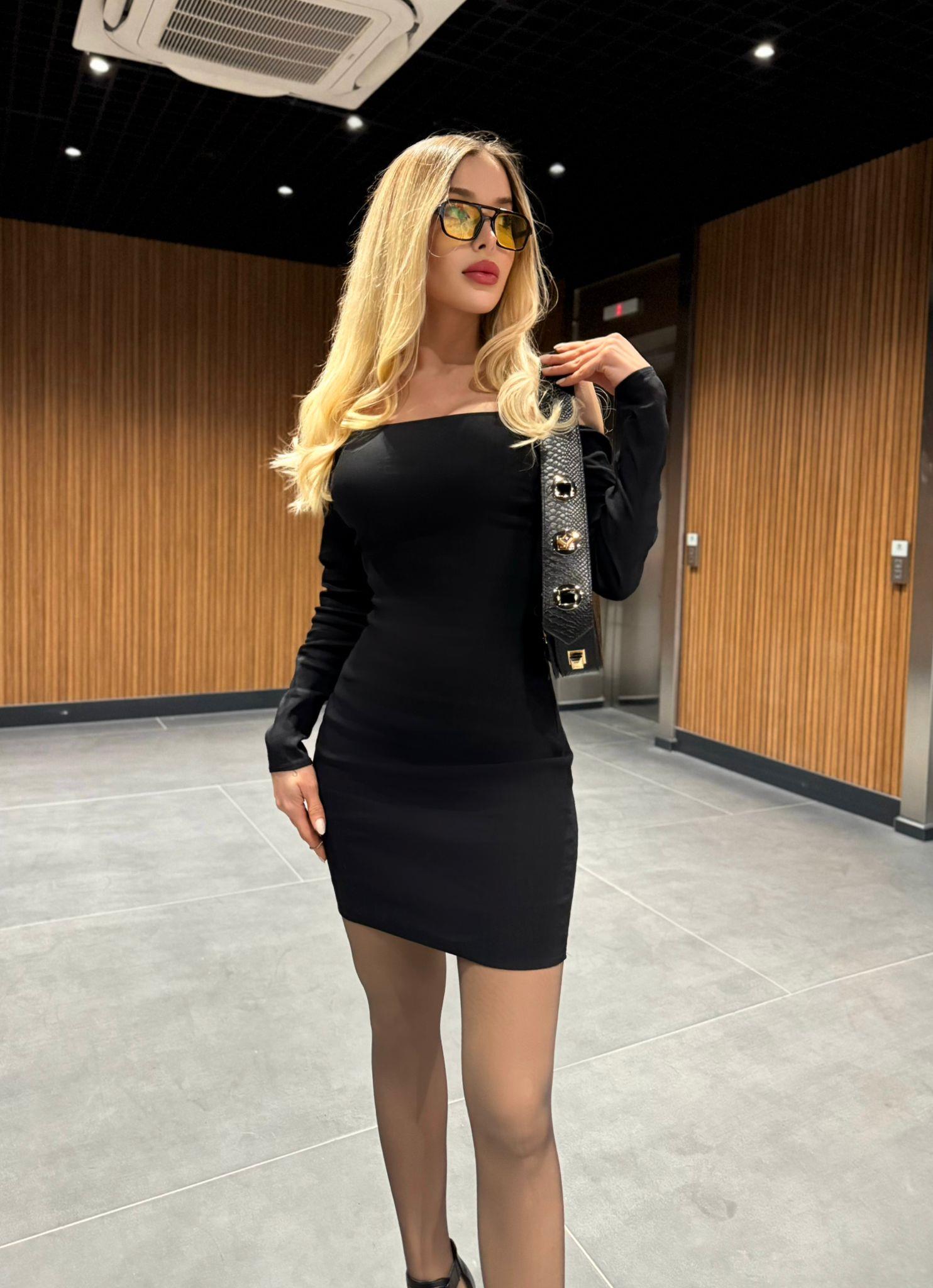 Sırt Detaylı Belly Elbise
