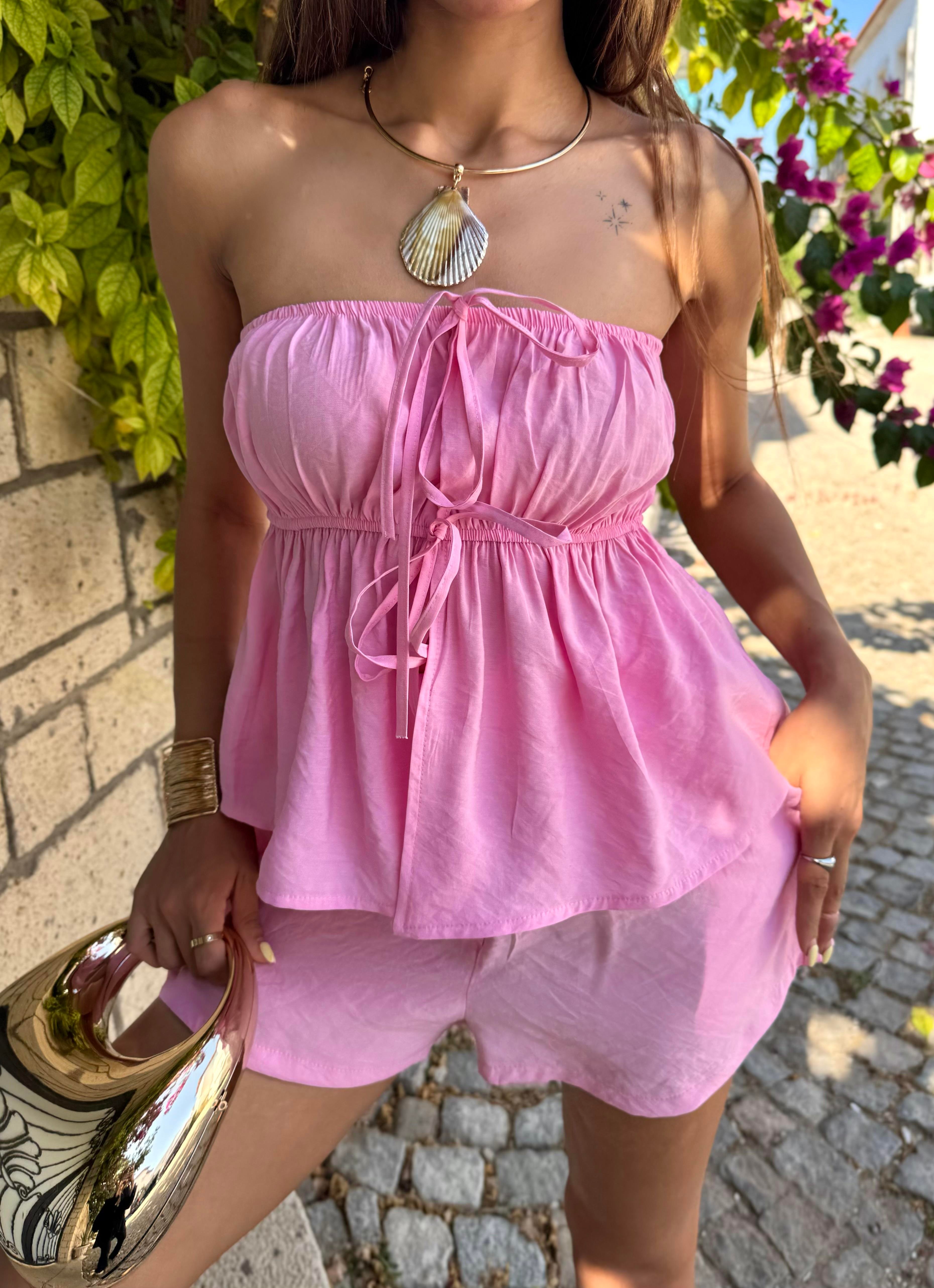 Straplez Bluz ve Yüksek Bel Şortlu Summer Takım