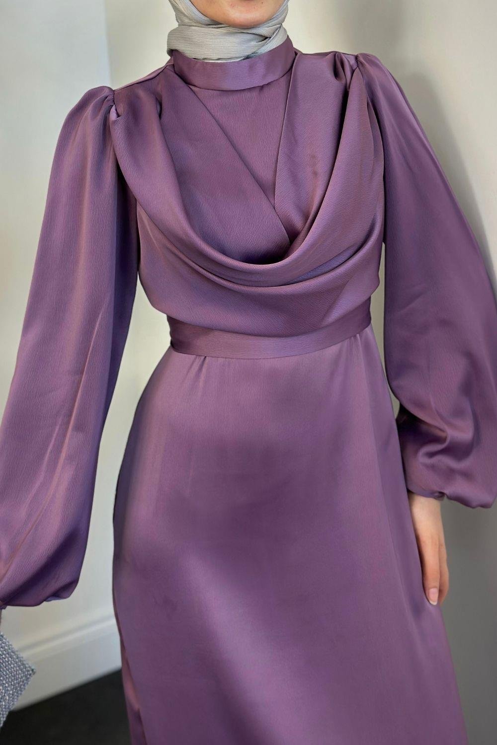 Amber Drape Detay Saten Abiye Lila