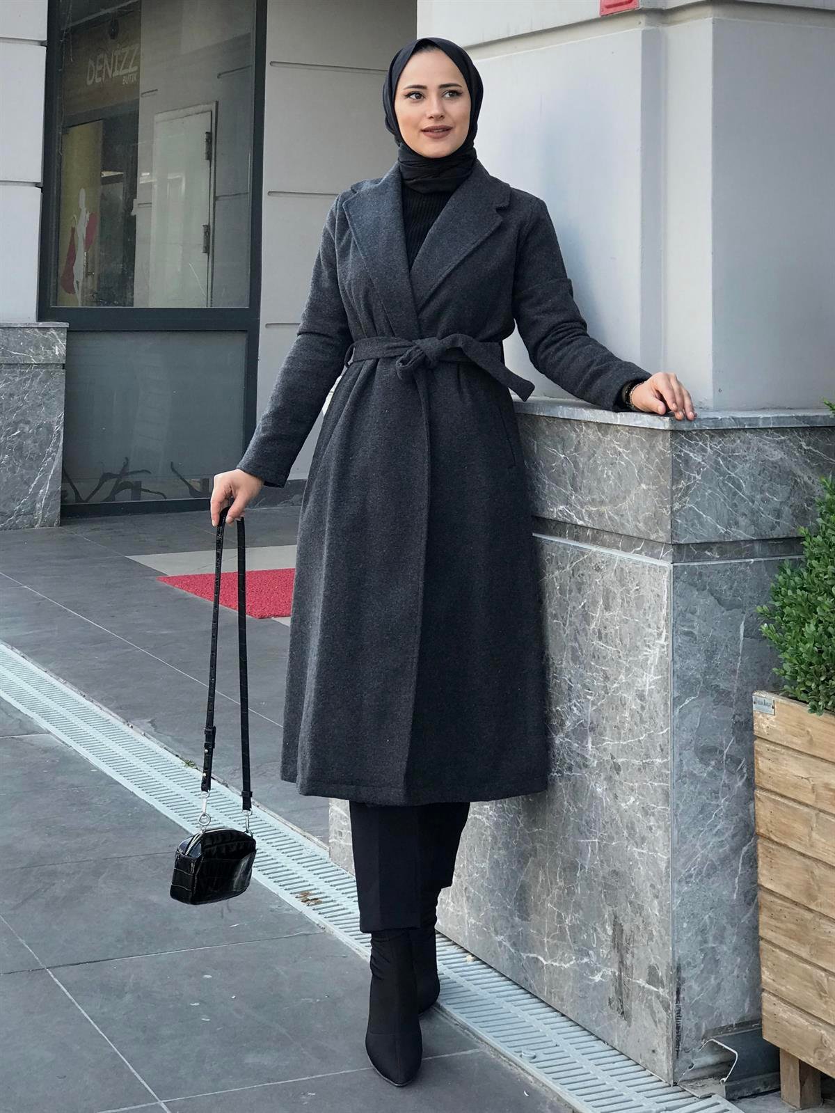Anja Şal Yaka Kaban Füme