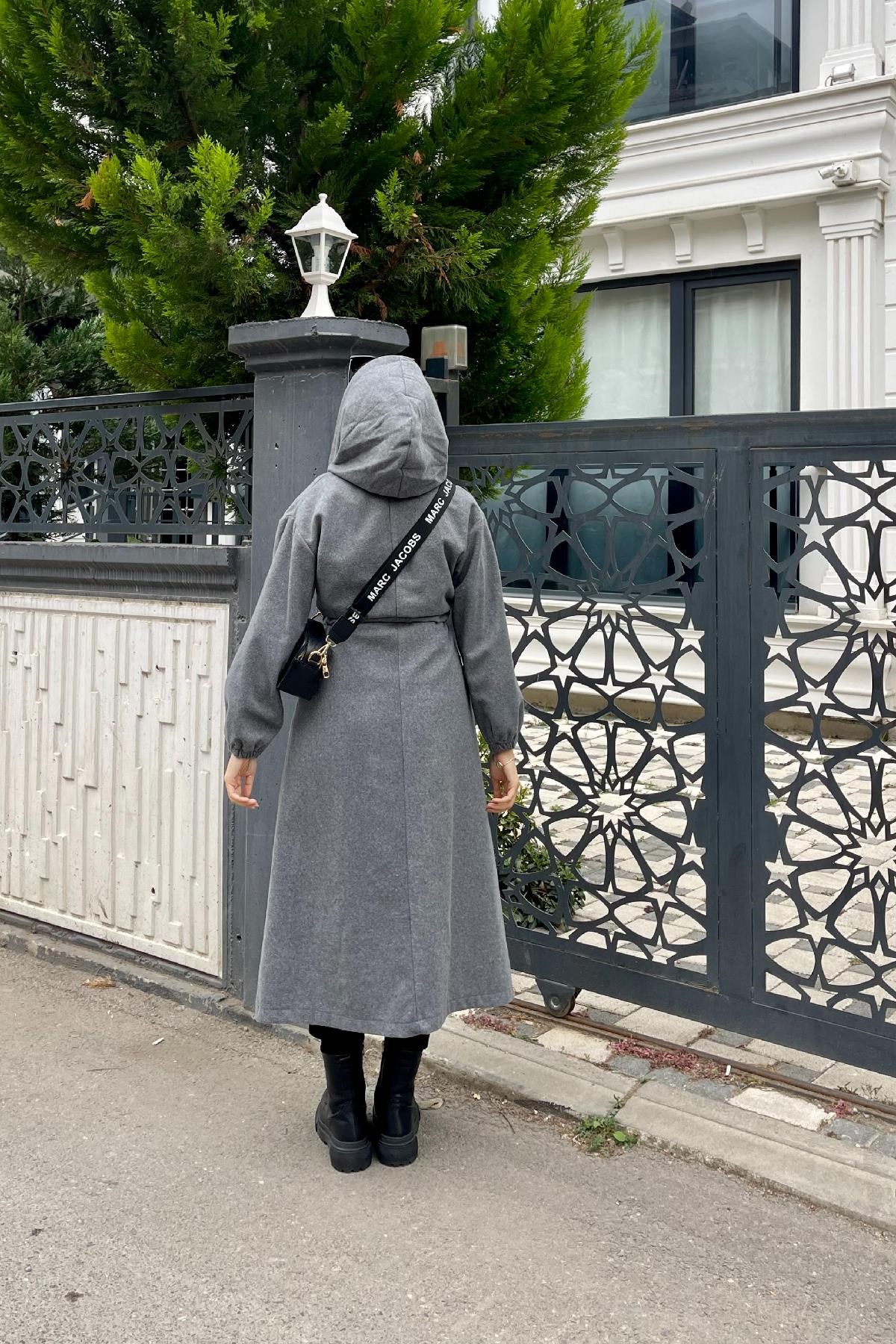 Beli Büzgülü Bağlamalı Kap Gri