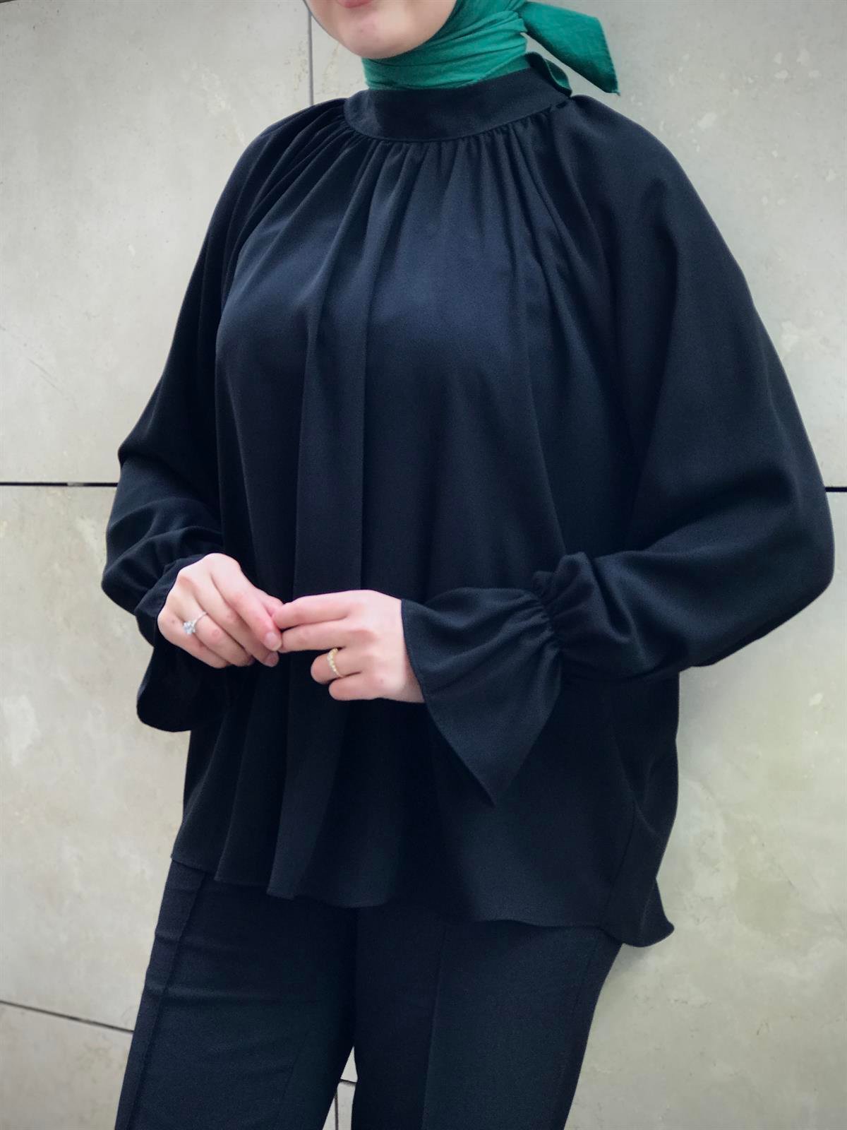 Bilekleri Detaylı Fermuarlı Tunik Siyah