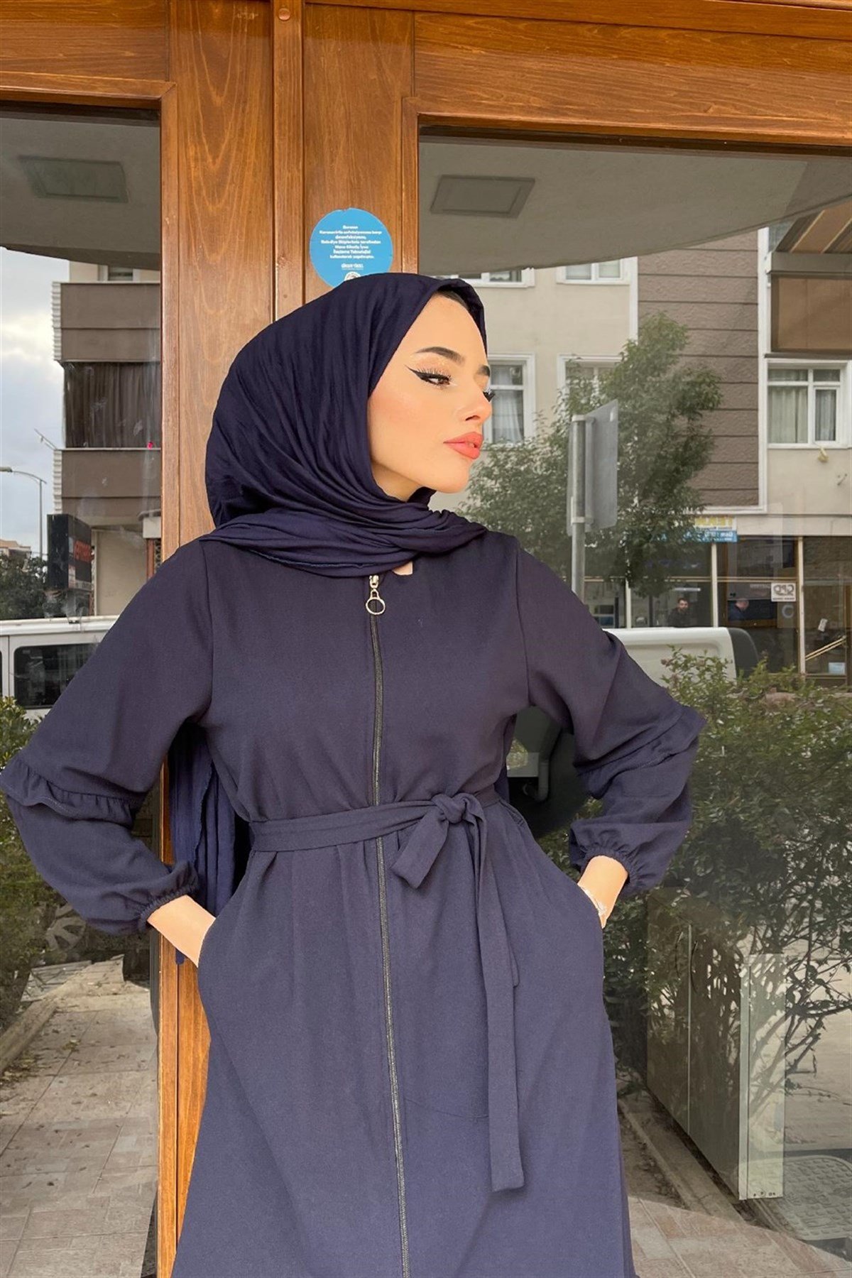 Boydan Fermuarlı Fırfırlı Kap Lacivert