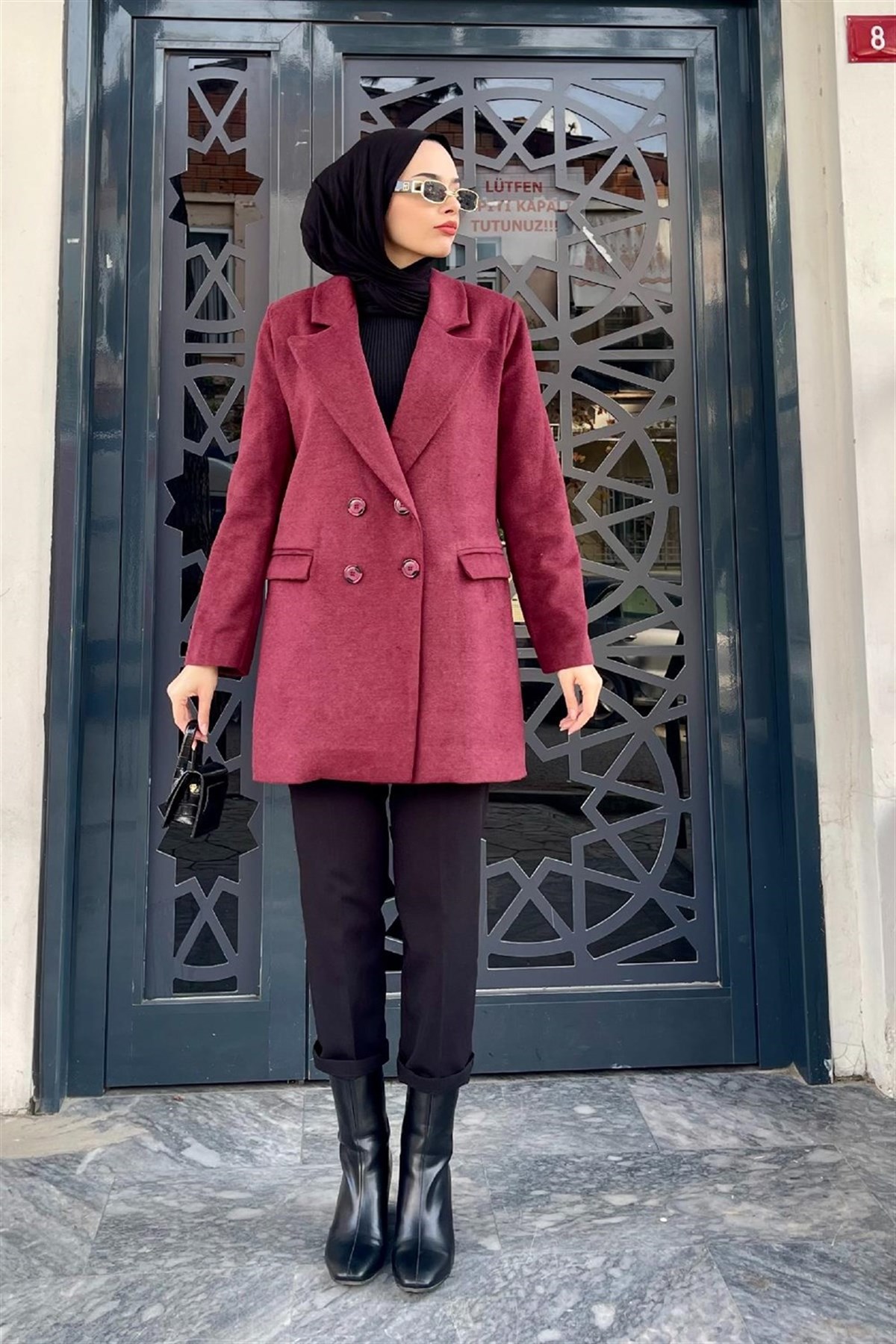 Dört Düğmeli Kaşe Kaban Bordo