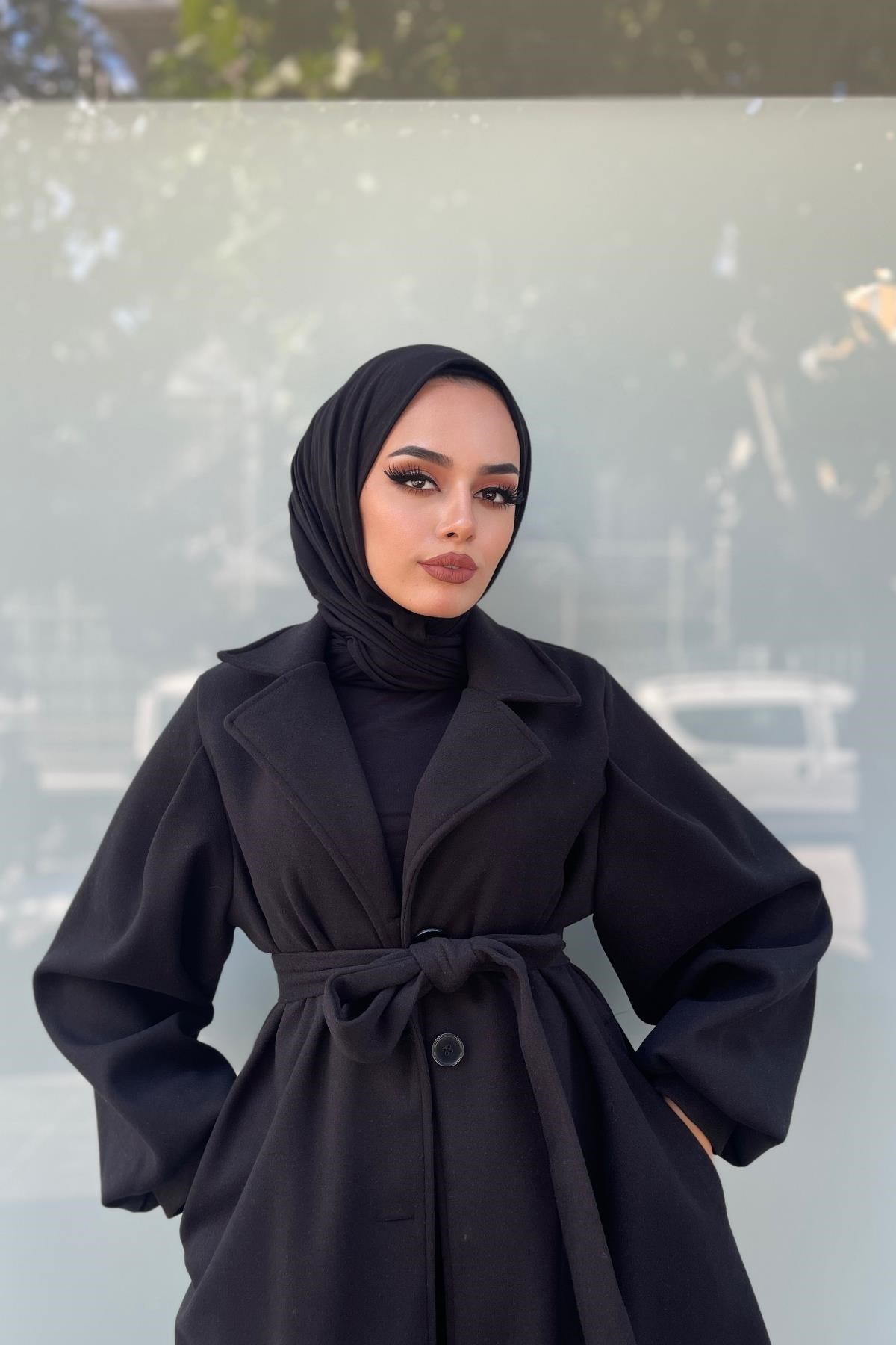Düğmeli Cepli Kaşe Kaban Siyah