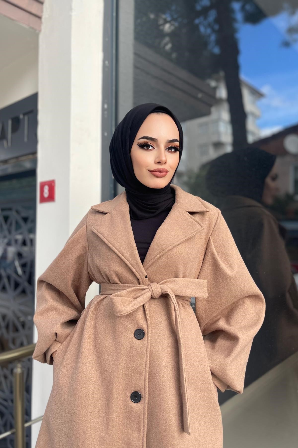 Düğmeli Cepli Kaşe Kaban SütlüKahve