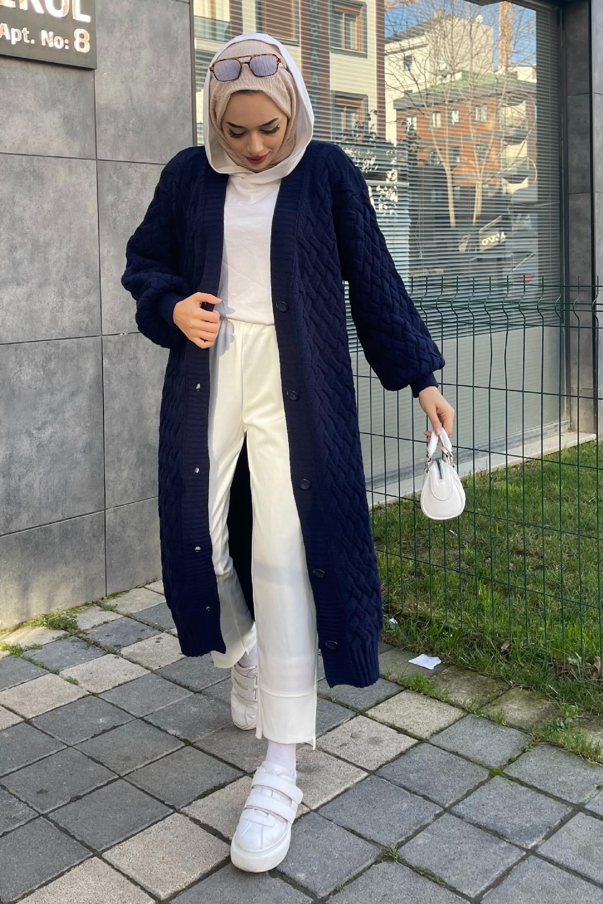 Düğmeli Kalın Hırka Lacivert