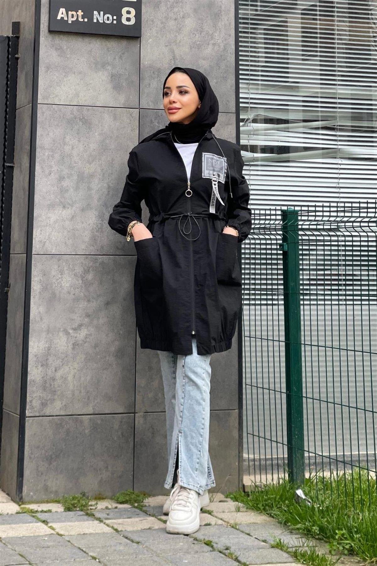 Fermuarlı Beli Büzgülü Yağmurluk Siyah