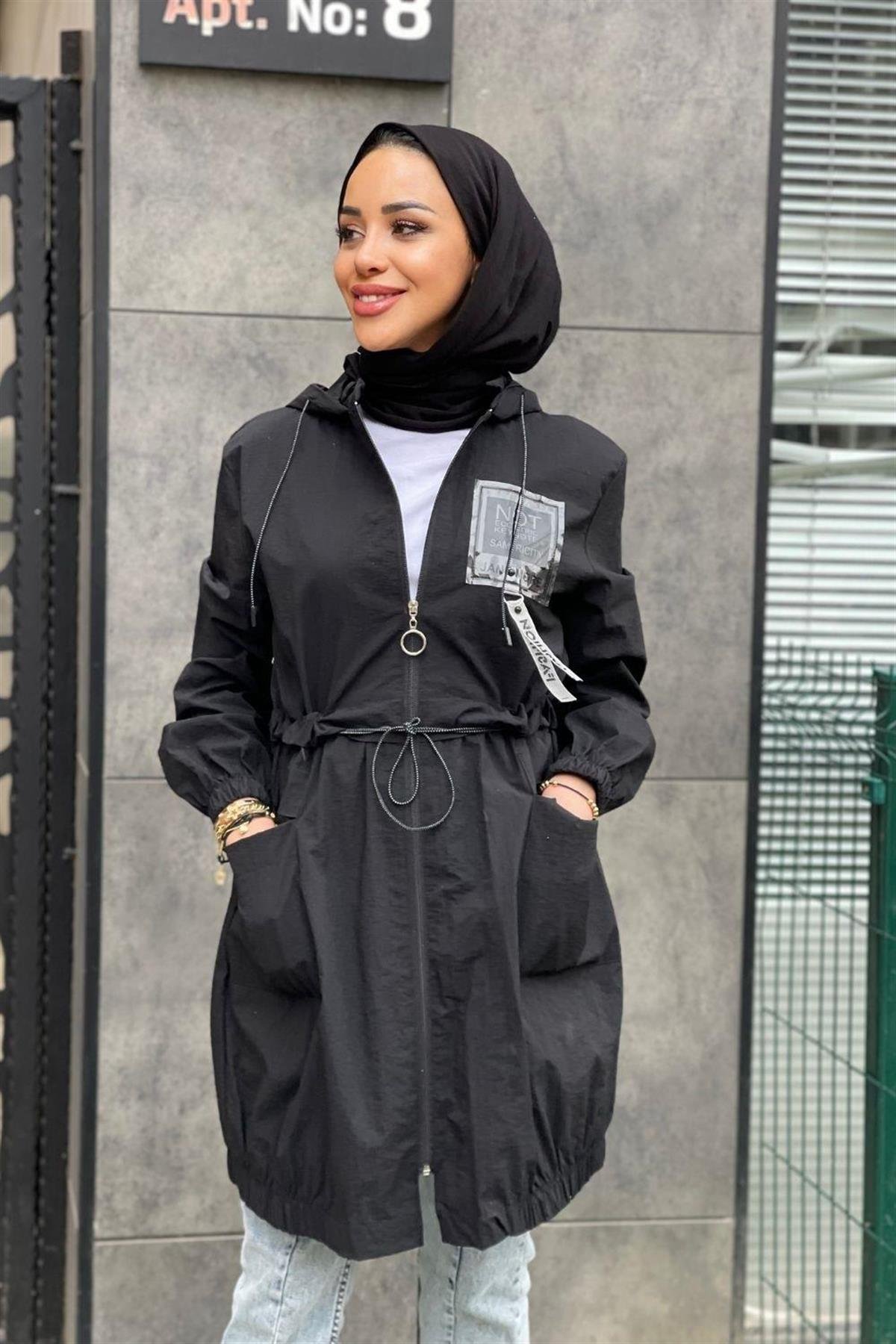 Fermuarlı Beli Büzgülü Yağmurluk Siyah