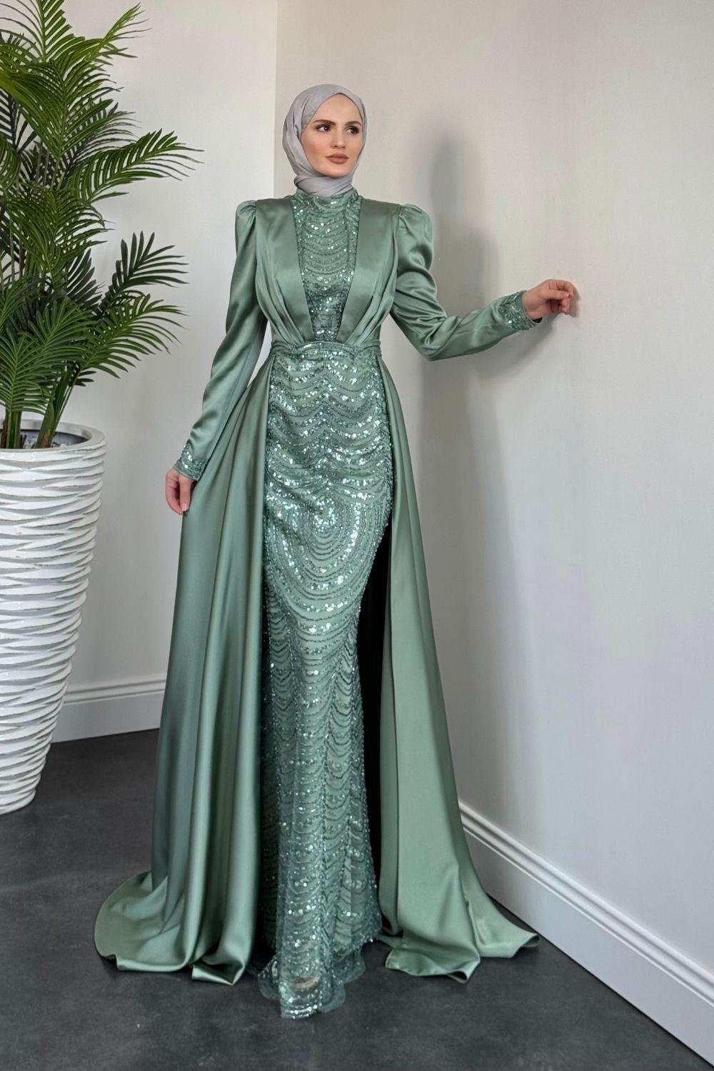 Gabriella Pelerinli Saten Abiye Mint