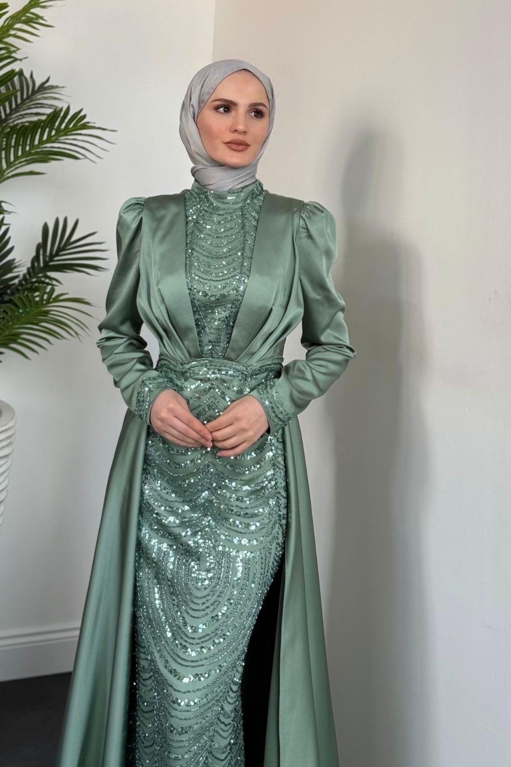 Gabriella Pelerinli Saten Abiye Mint