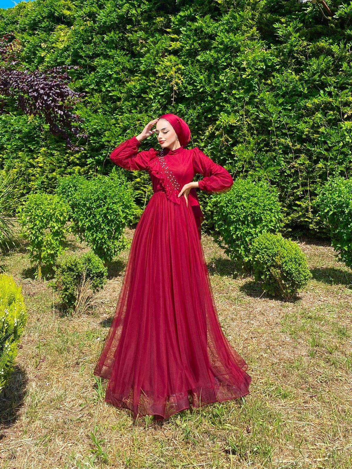 Göğsü Fırfır Taşlı Abiye Bordo