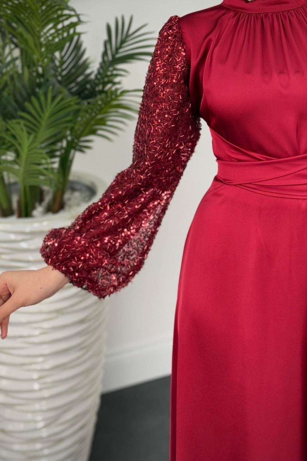 Hemeris Kolları Boncuk İşleme Saten Abiye Bordo