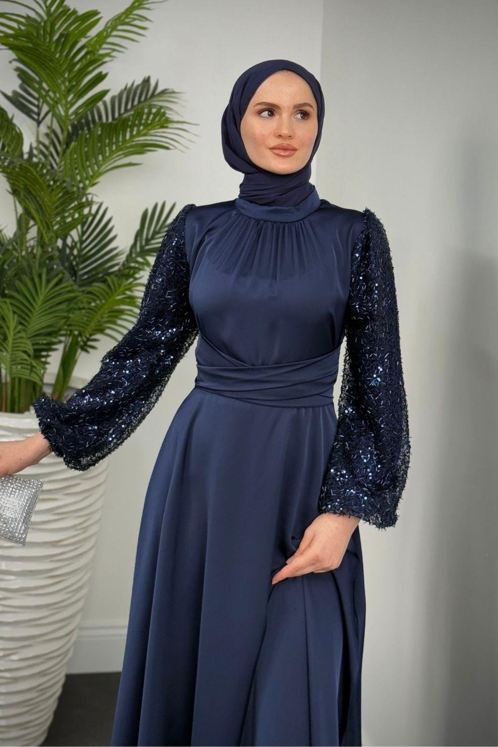Hemeris Kolları Boncuk İşleme Saten Abiye Lacivert
