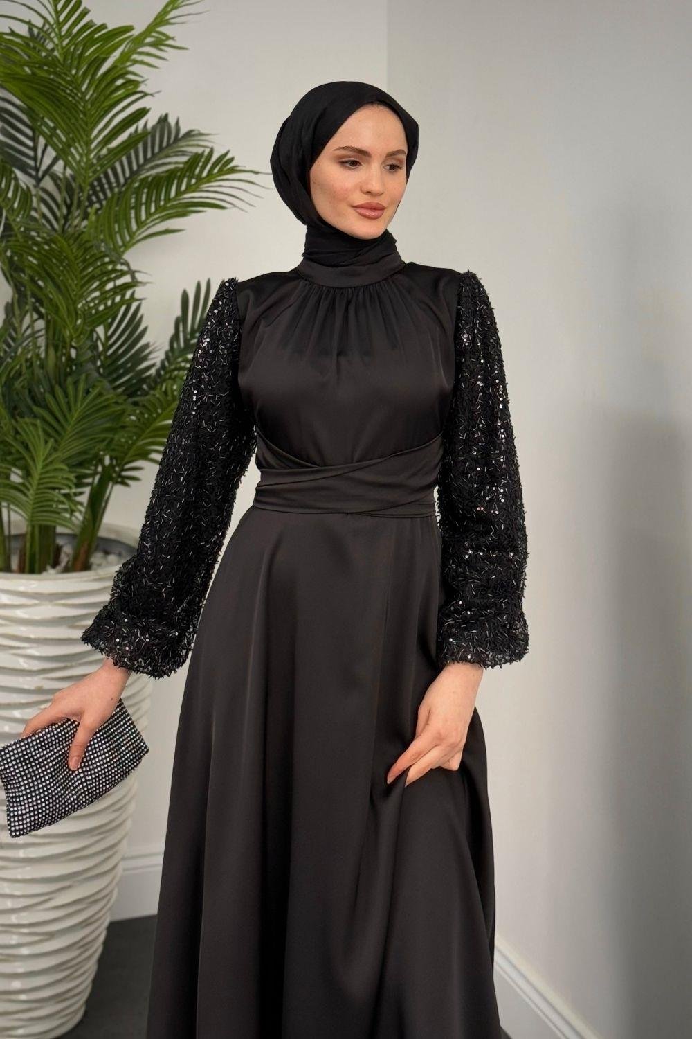 Hemeris Kolları Boncuk İşleme Saten Abiye Siyah