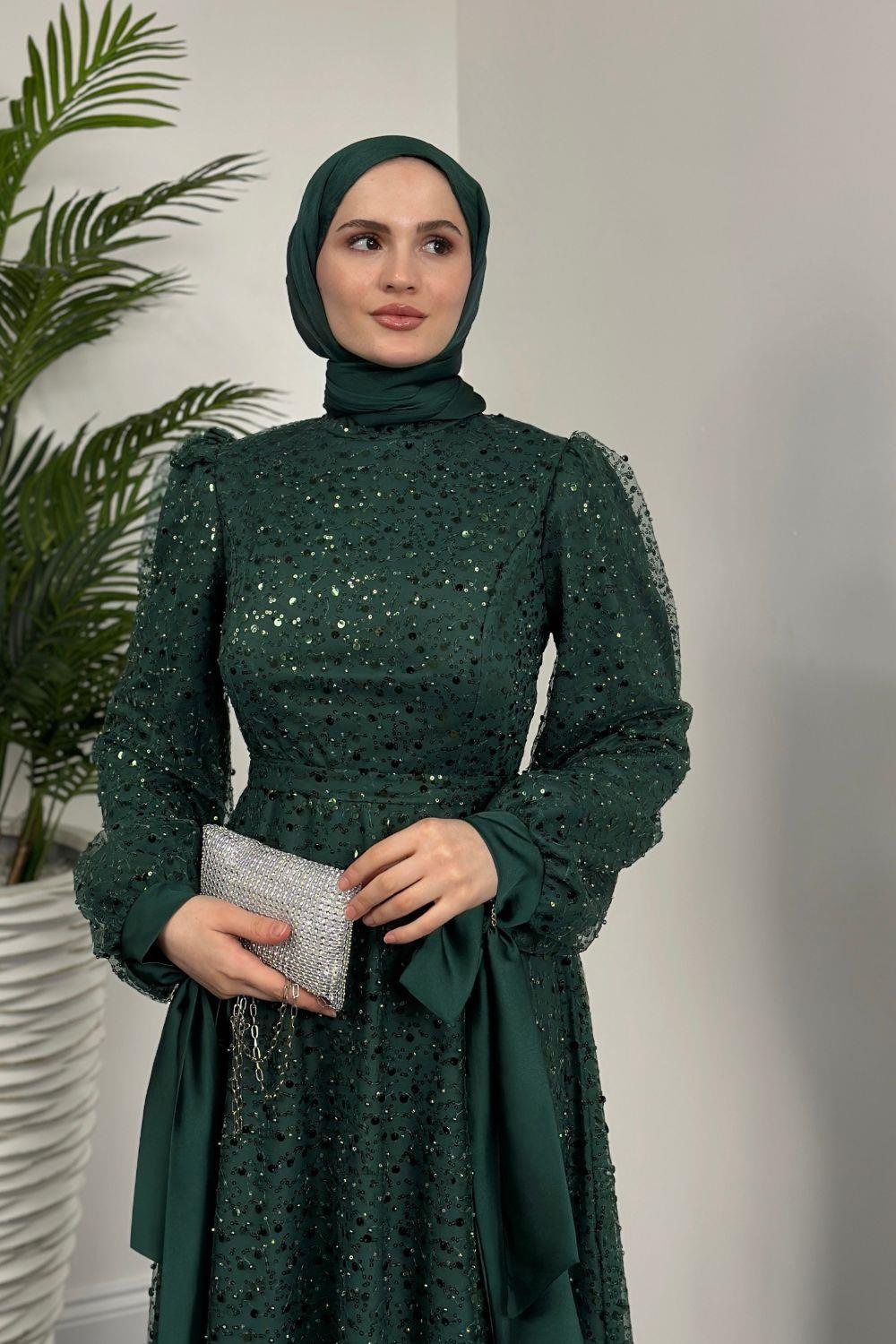 Hilly Kolları Fiyonk Saten Abiye Zümrüt