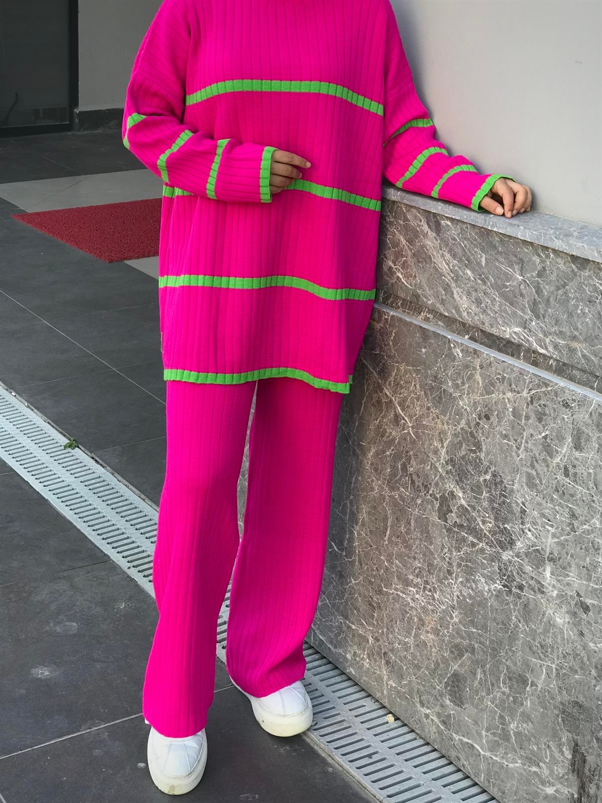 İki Renkli Triko Takım Pembe