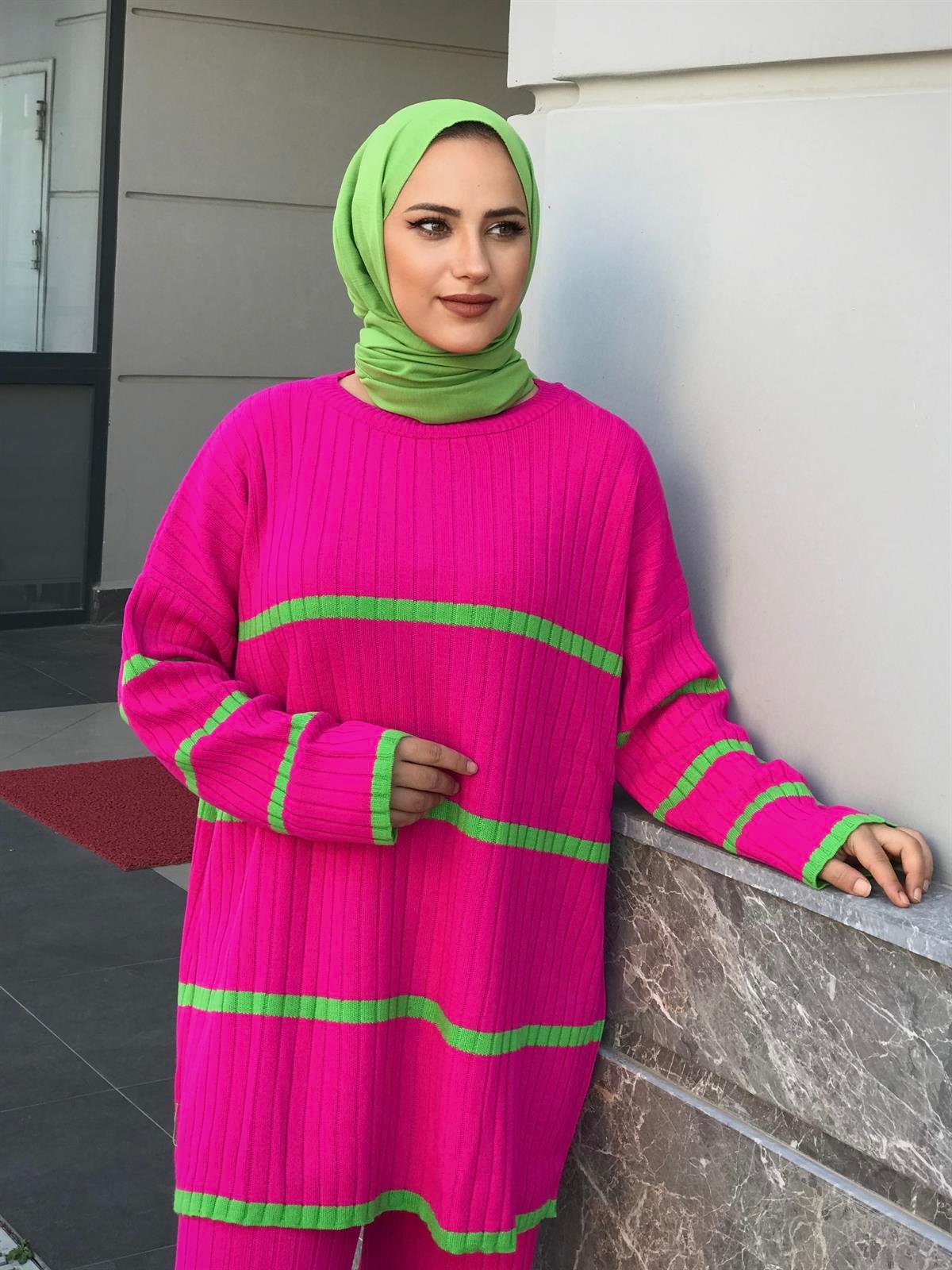 İki Renkli Triko Takım Pembe