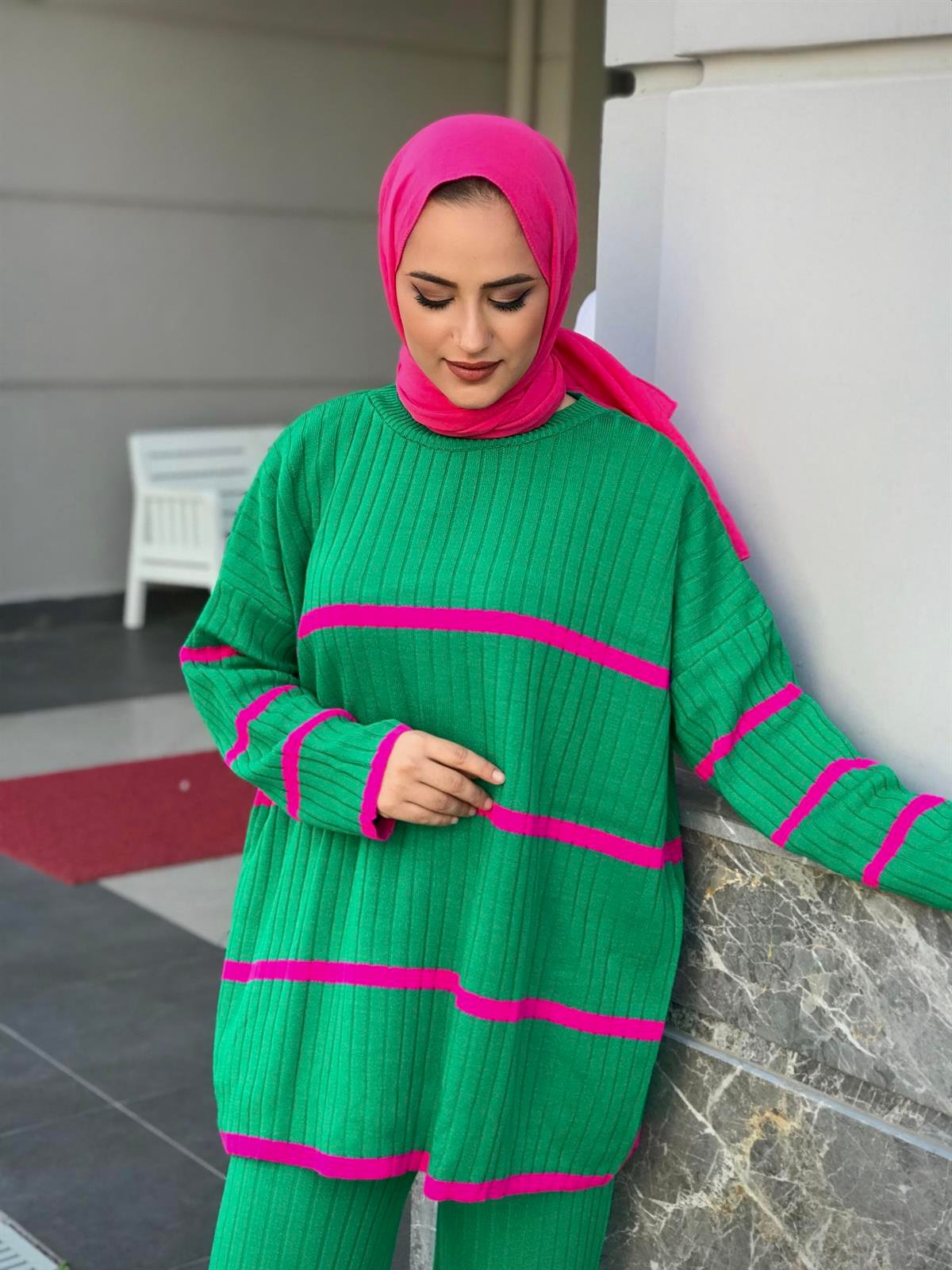 İki Renkli Triko Takım Yeşil