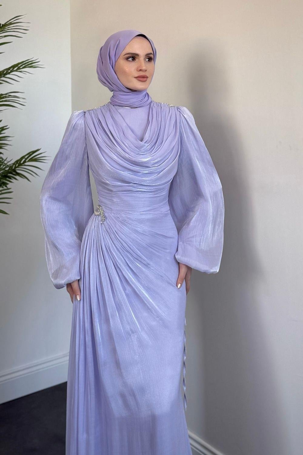 Jenika Omzu Ve Beli Taşlı Abiye Lila