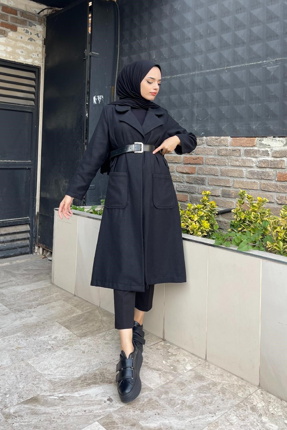 Kemerli Kaşe Kap Siyah