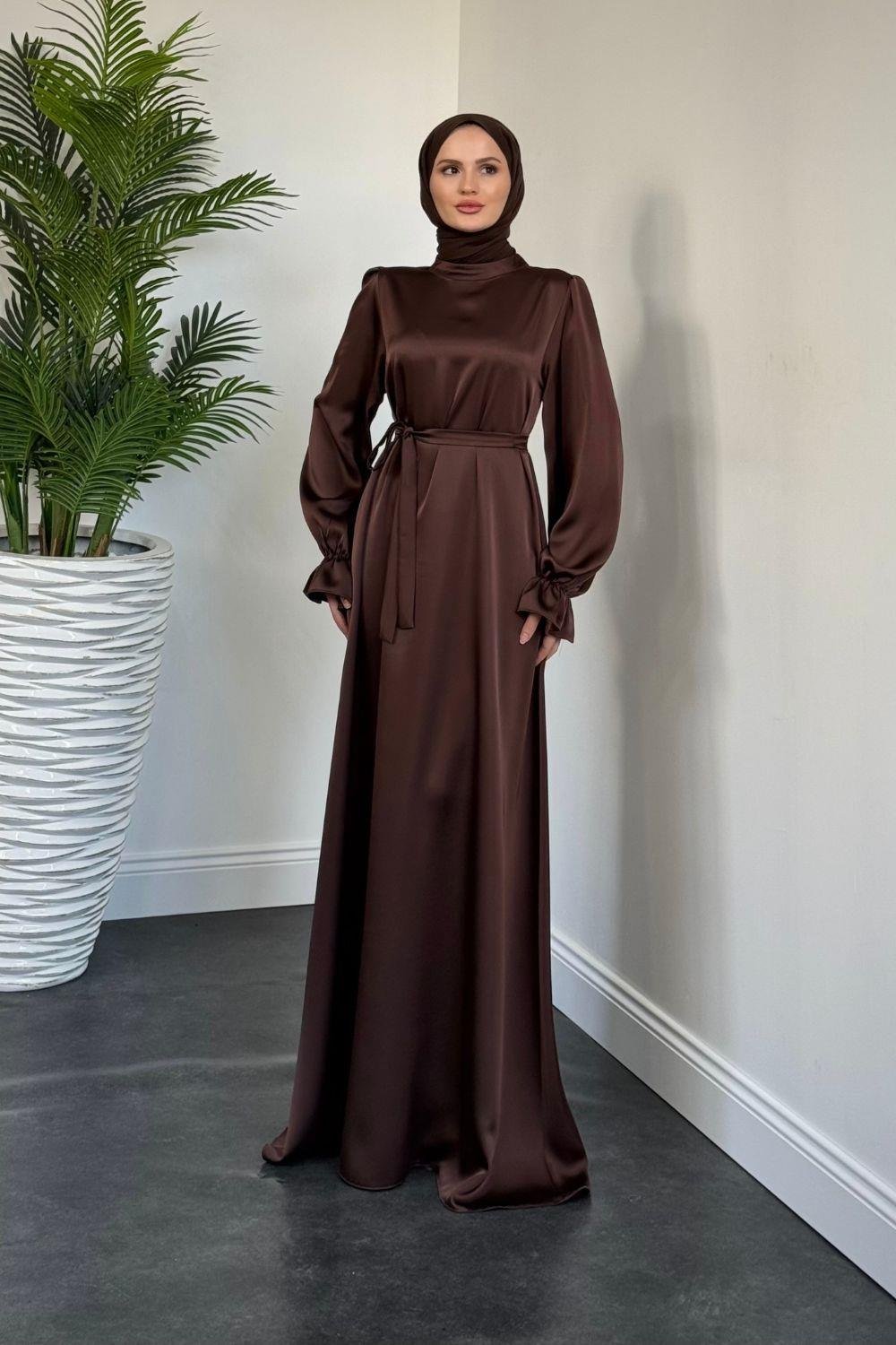 Lady Kolu Fırfır Saten Abiye Kahverengi