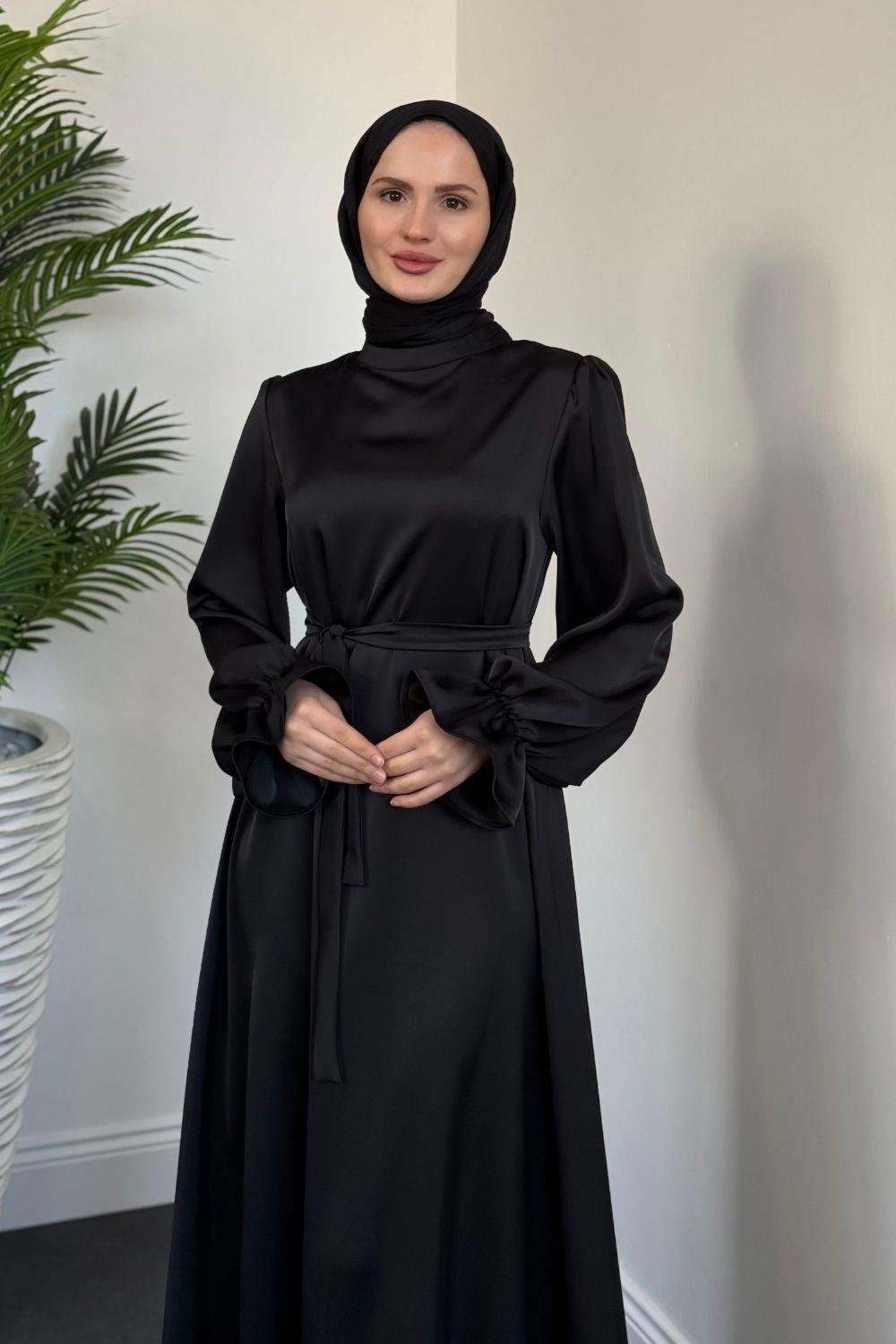 Lady Kolu Fırfır Saten Abiye Siyah