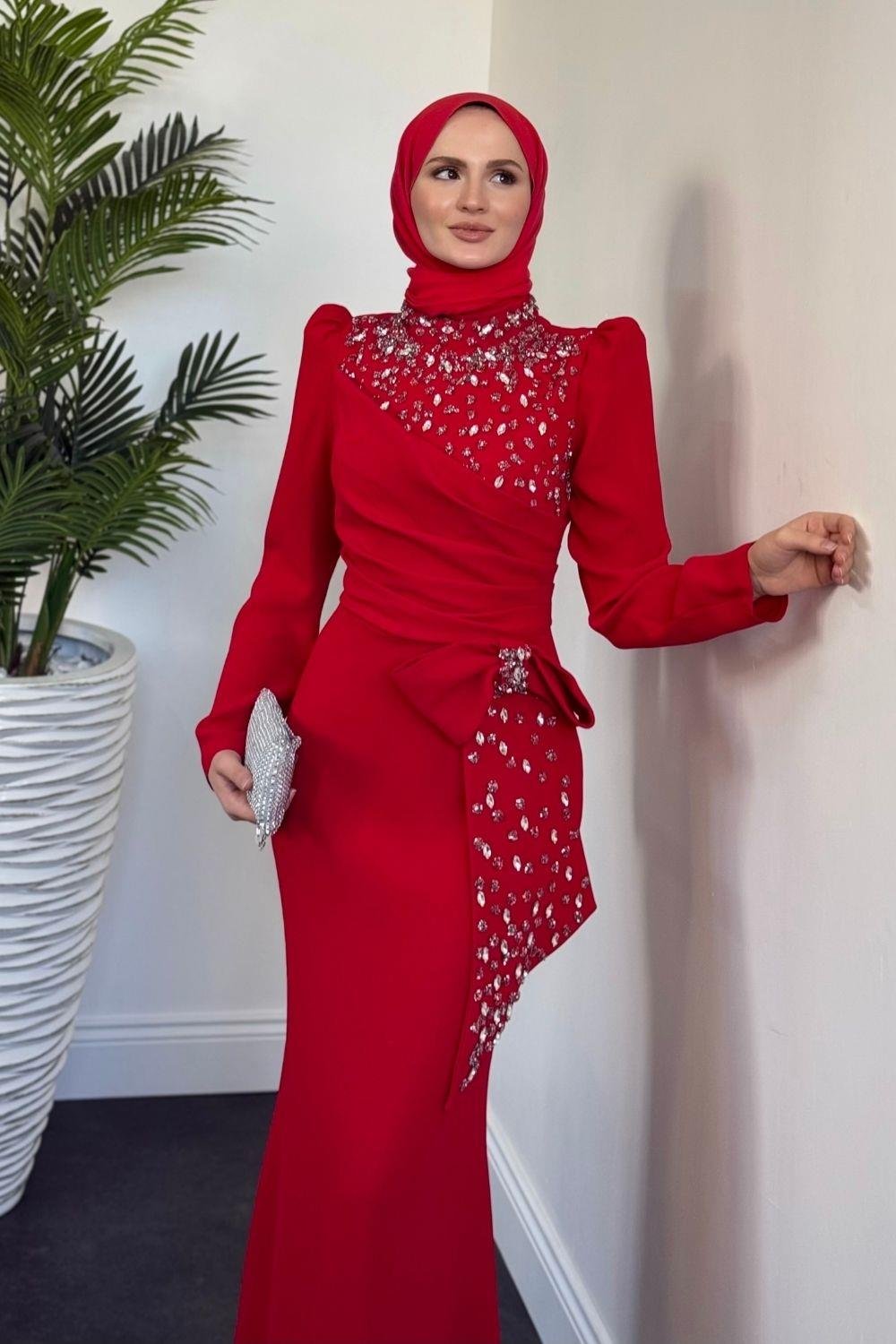 Lalissa Yandan Fiyonklu Taşlı Krep Abiye Kırmızı