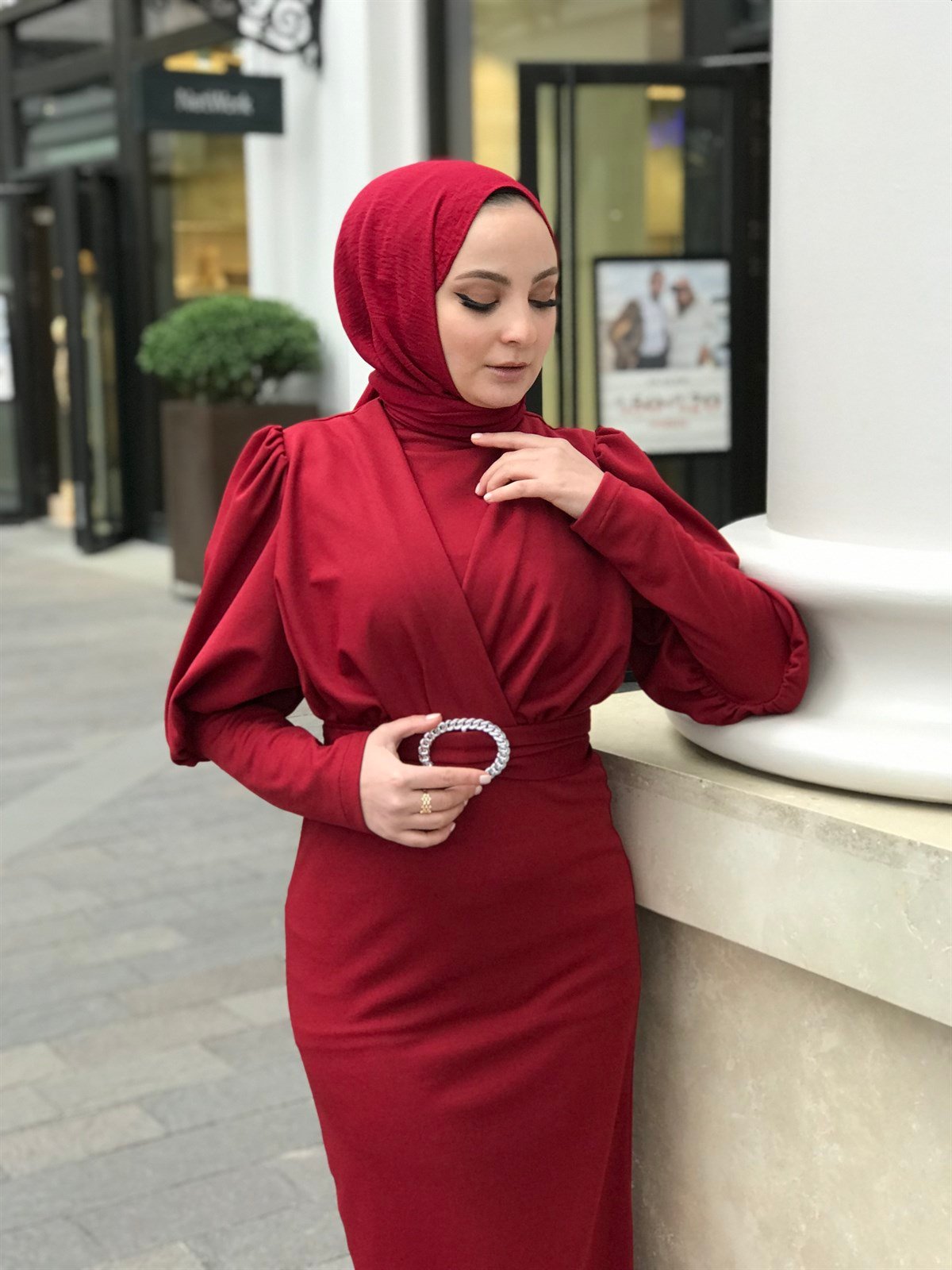 Önü Çapraz Kemerli Elbise Bordo