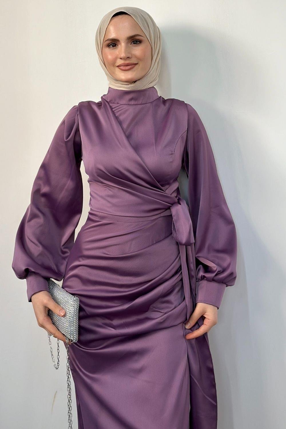 Orlenda Drape Detay Balık Saten Abiye Lila