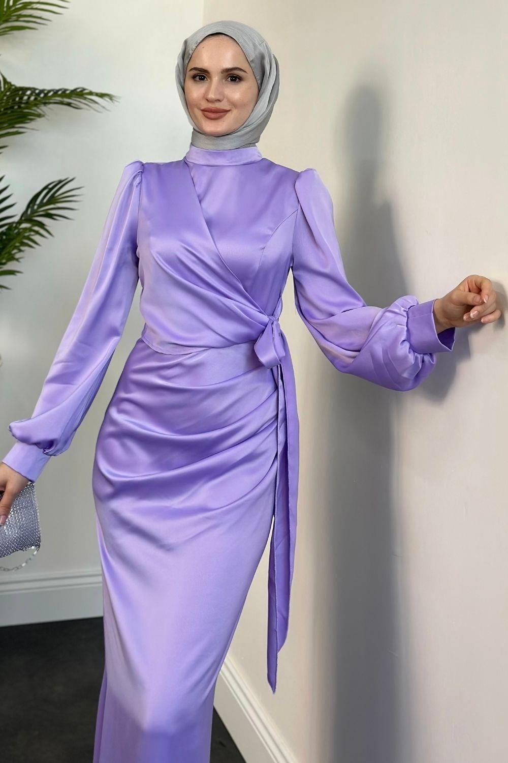 Orlenda Drape Detay Balık Saten Abiye Lila