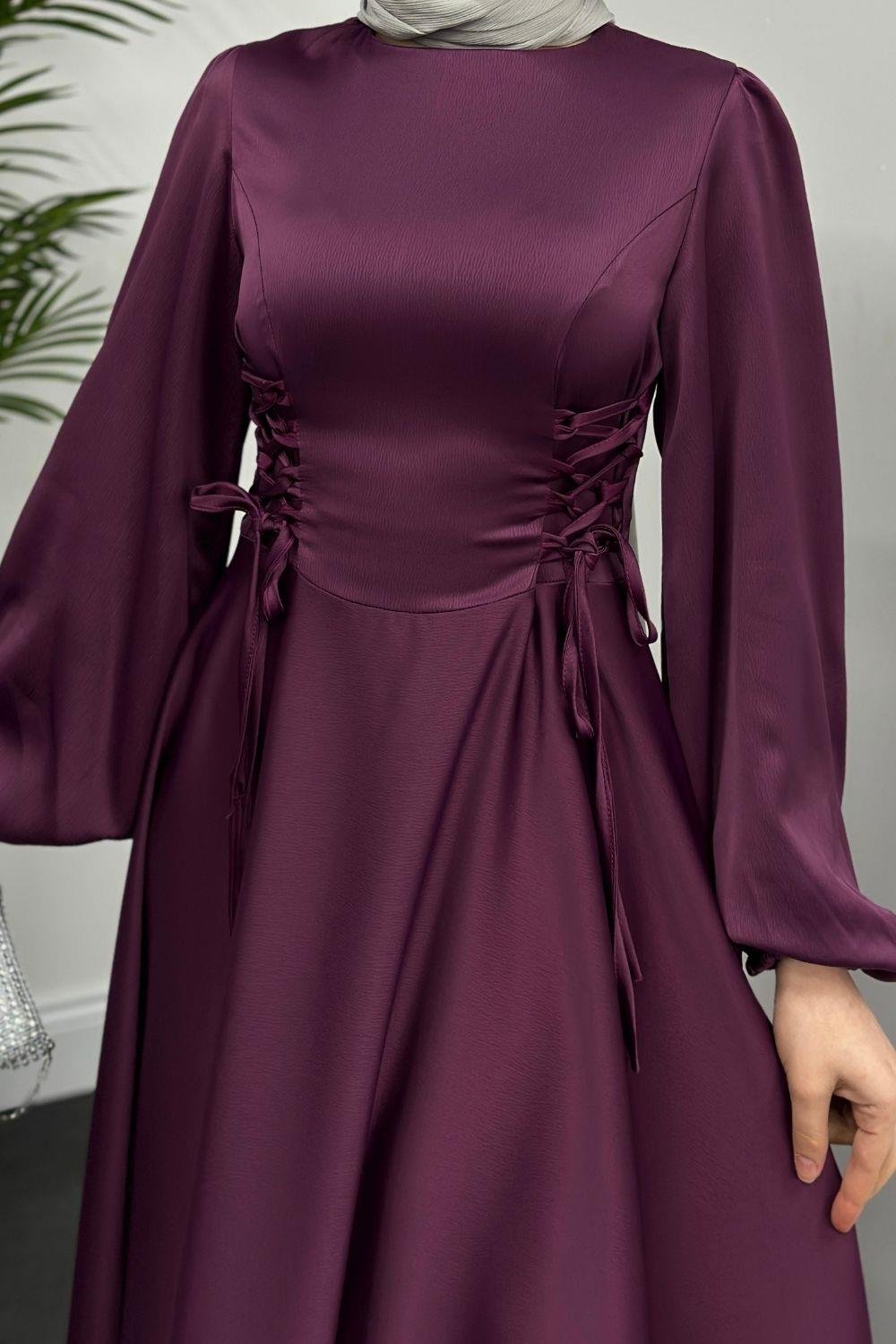 Orya Yanları Sıkmalı Saten Abiye Mor